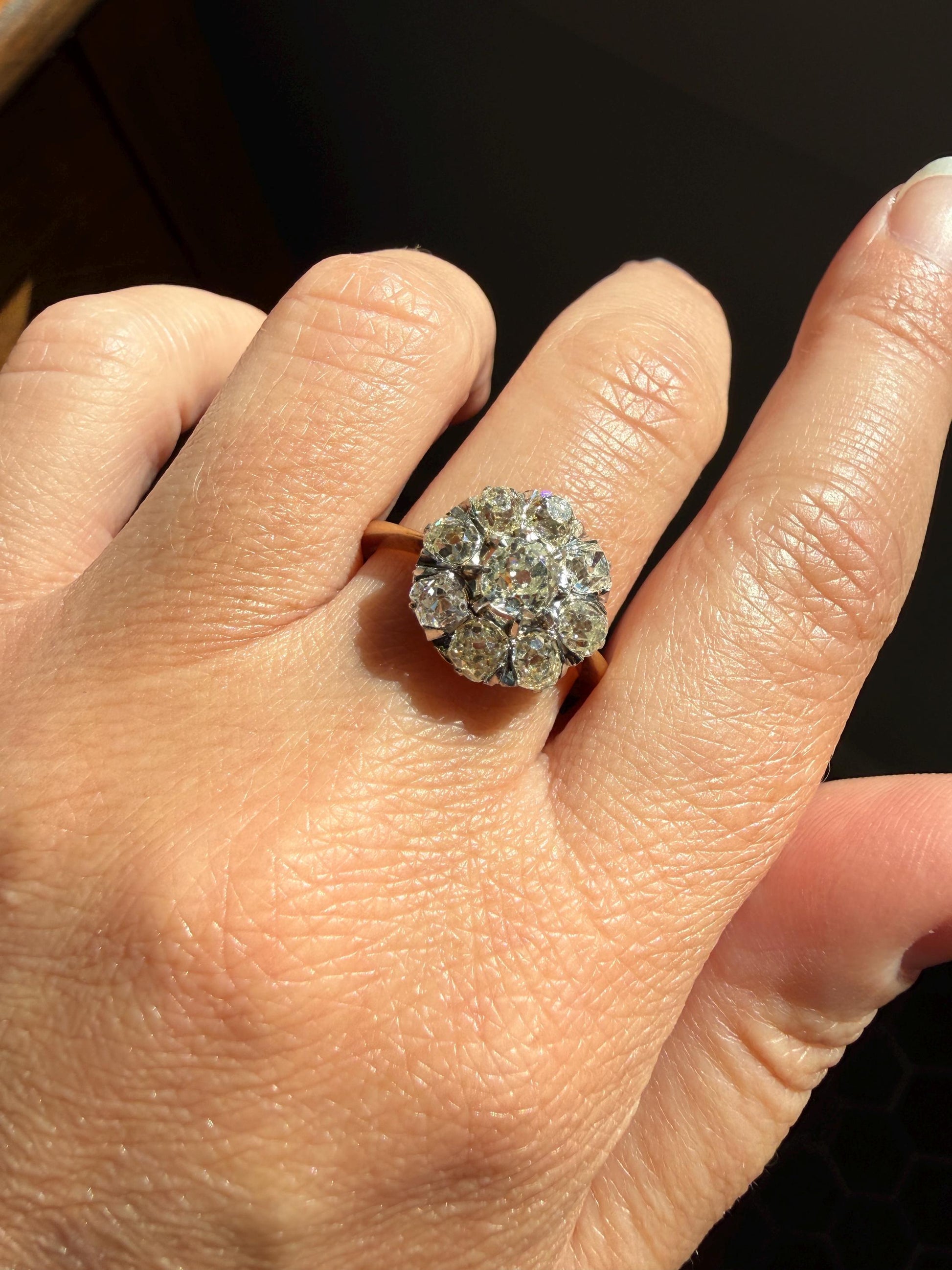 Special ANTIQUE 2.6 Carat 9 Old Mine Cut DIAMOND Daisy Cluster Ring 18k Gold & PLATINUM Belle Epoque Gift OmC Victorian Oval 2.6Ctw OmC