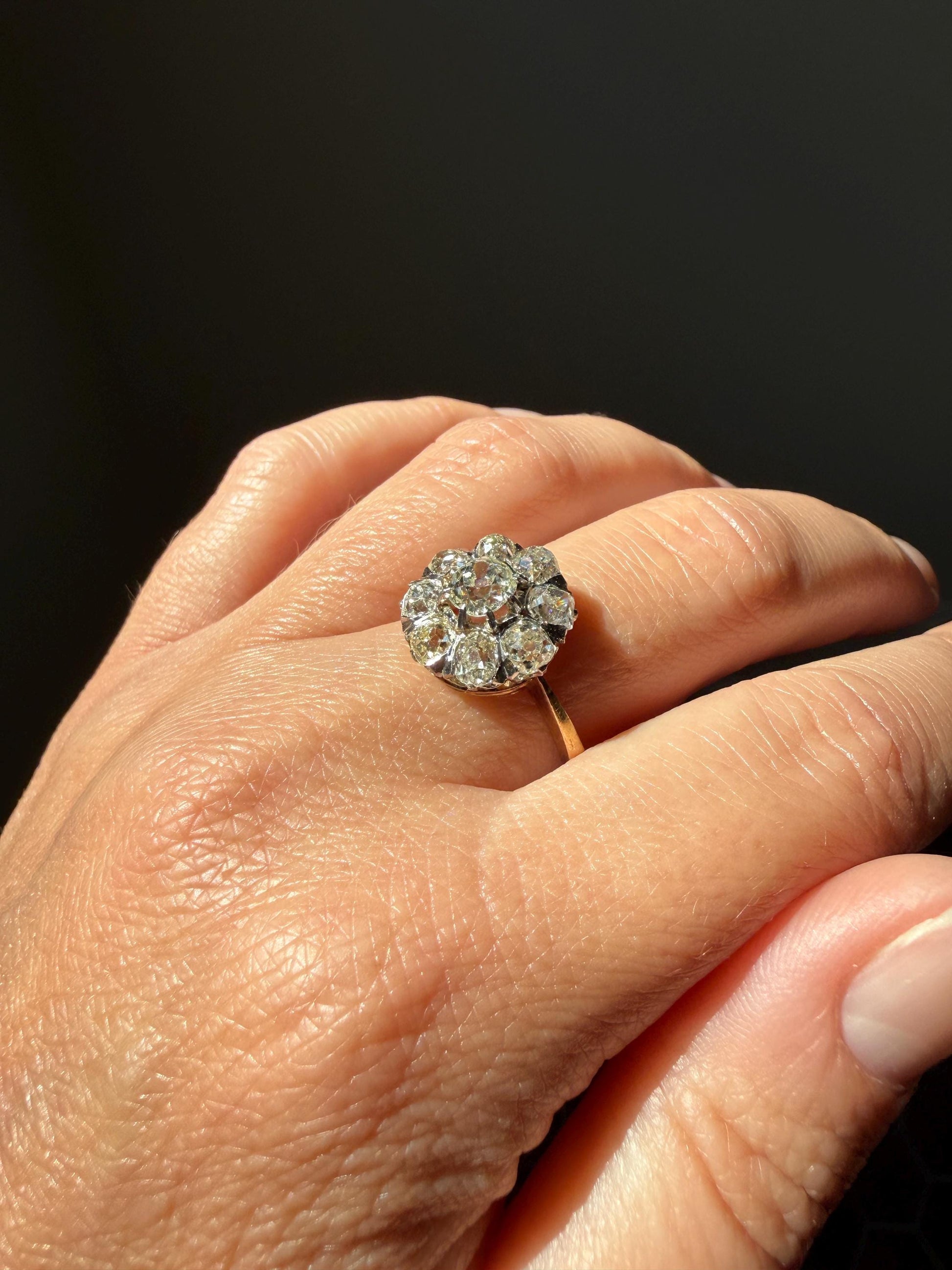 Special ANTIQUE 2.6 Carat 9 Old Mine Cut DIAMOND Daisy Cluster Ring 18k Gold & PLATINUM Belle Epoque Gift OmC Victorian Oval 2.6Ctw OmC