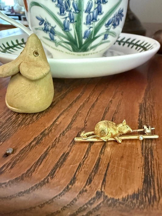 Large MOUSE Victorian Figural Bar Pin Bar Brooch for Pendant Charm Holder Antique 18k Gold Solid Extender Connector Chunky 3D Figural