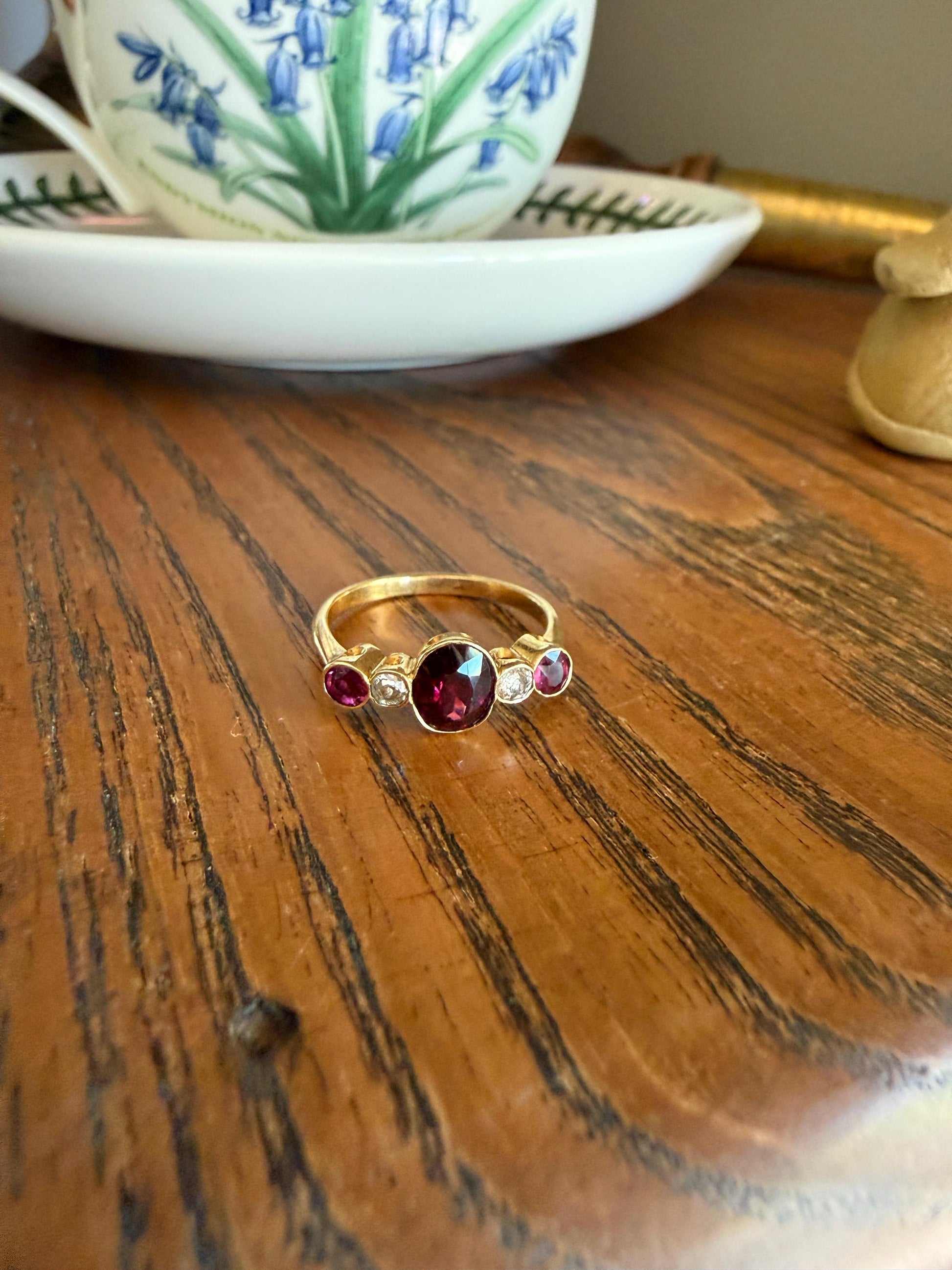 Five Stone RUBY Garnet Natural Old Mine Cut DIAMOND 18k Gold Ring Stacker Band Oval Bezel Set