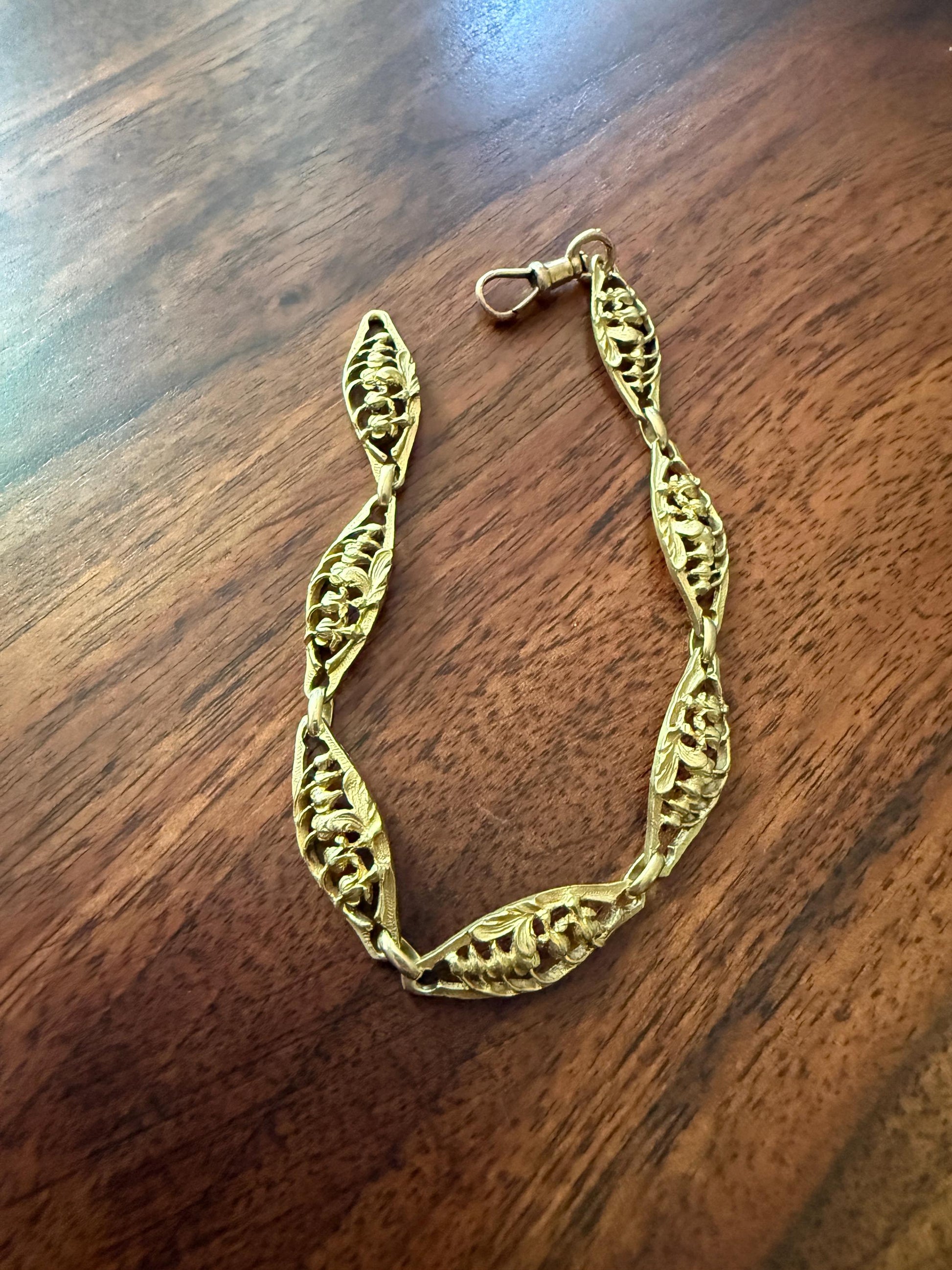 Rare BLEEDING HEARTS Floral Link Bracelet Antique French Heavy 10g 18k Gold Solid Art Nouveau Belle Epoque Victorian Era Eternity Flowers