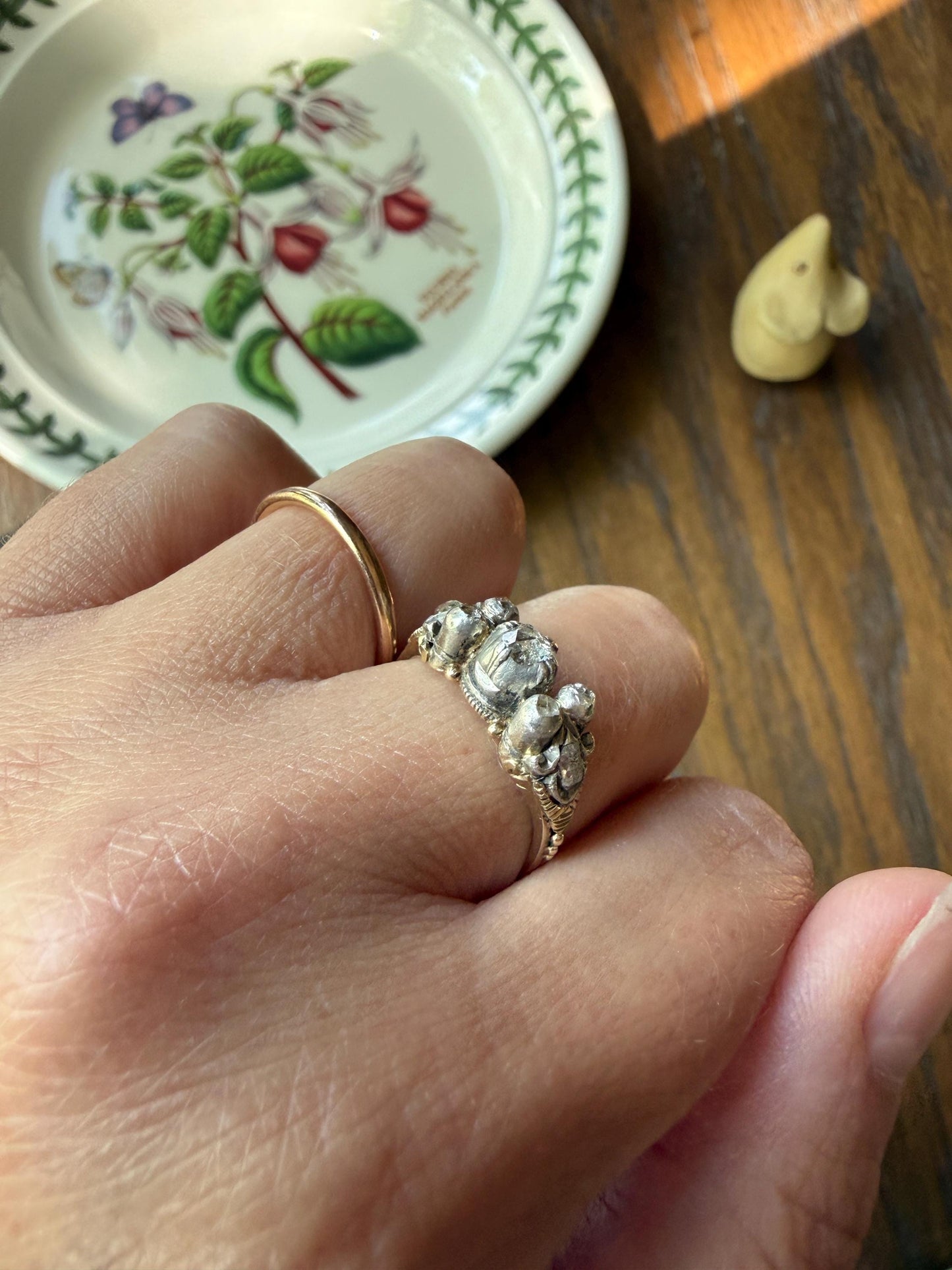 Antique Seven Stone Rose Cut DIAMOND Ring Floral Engraved Ring Butt 18k Gold Silver Collets Georgian Revival Ornate Linear Rivet Detail