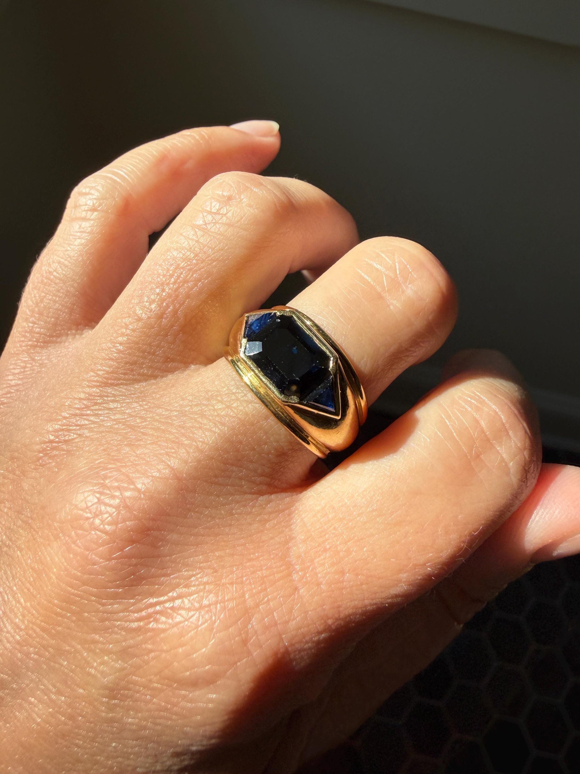 Chunky Natural Sapphire Three Stone Ring 8g 18k Gold French Octagon Cut Vintage Geometric Triangle Sides Peacock Blue Wide Gypsy Band