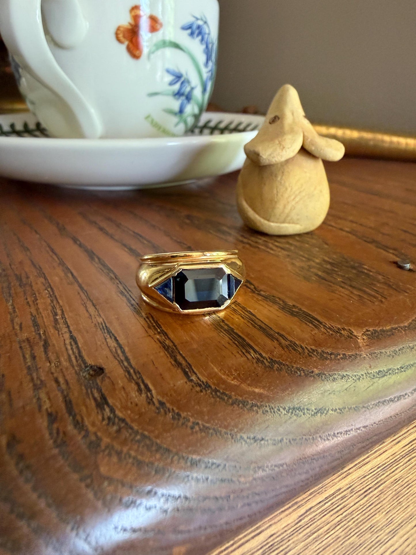 Chunky Natural Sapphire Three Stone Ring 8g 18k Gold French Octagon Cut Vintage Geometric Triangle Sides Peacock Blue Wide Gypsy Band