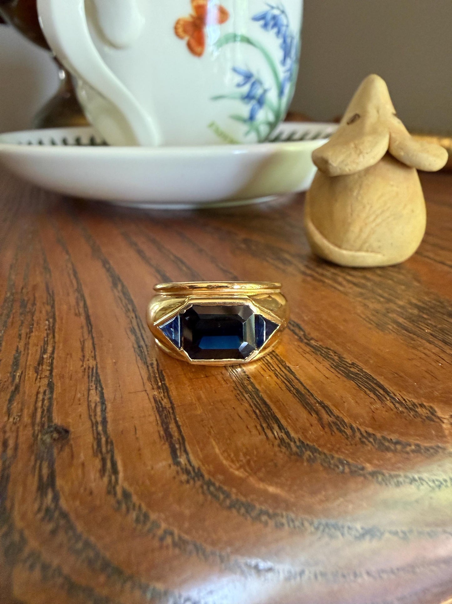 Chunky Natural Sapphire Three Stone Ring 8g 18k Gold French Octagon Cut Vintage Geometric Triangle Sides Peacock Blue Wide Gypsy Band