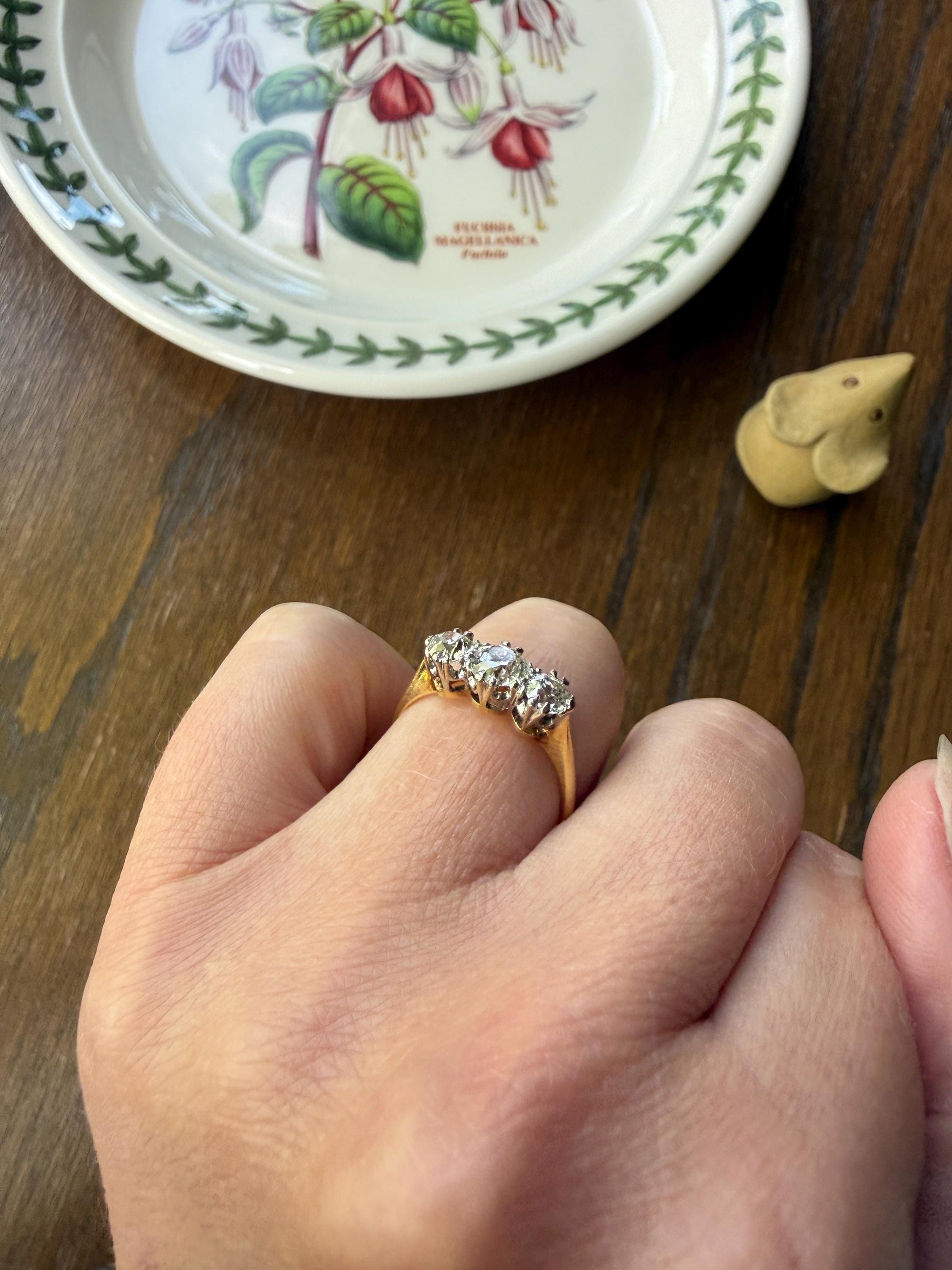 Antique Eye Clean Three Stone 1.1 Carat Old Mine Cut DiAMOND Ring 18k GOLD Stacker Band 1.1Ctw OMC Trilogy Anniversary Wedding Engagement