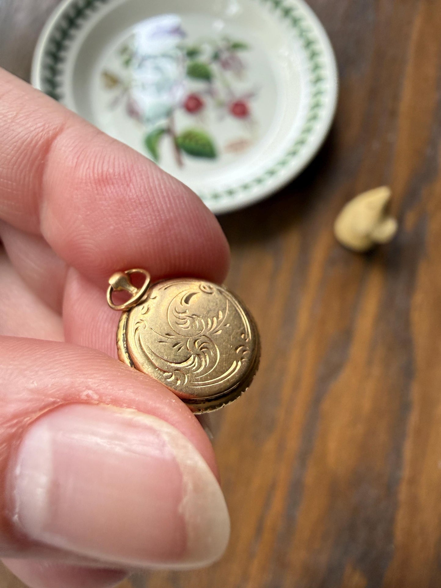 COMPASS French Antique 18k Gold Pendant Reversible Chubby Victorian Fob to Help you Find Your Way : ) Floral Embossed Rim