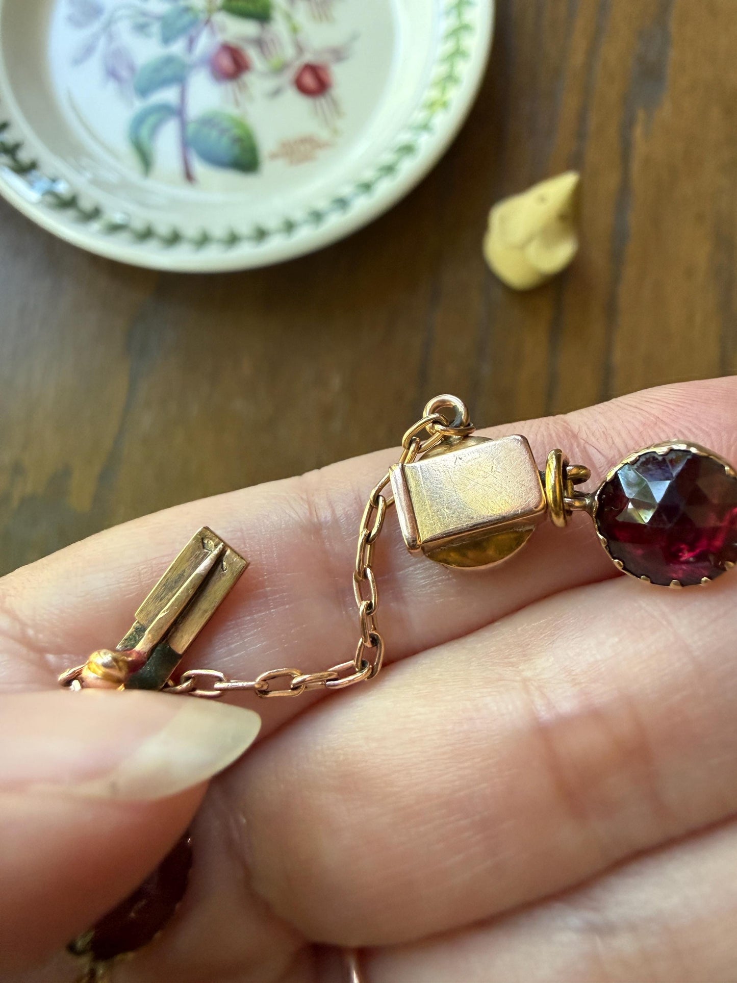 Antique French Perpignan GARNET Rose Cut Riviere Eternity Tennis Bracelet 18k Gold Victorian Bezel Set Almandine Glowing Raspberry
