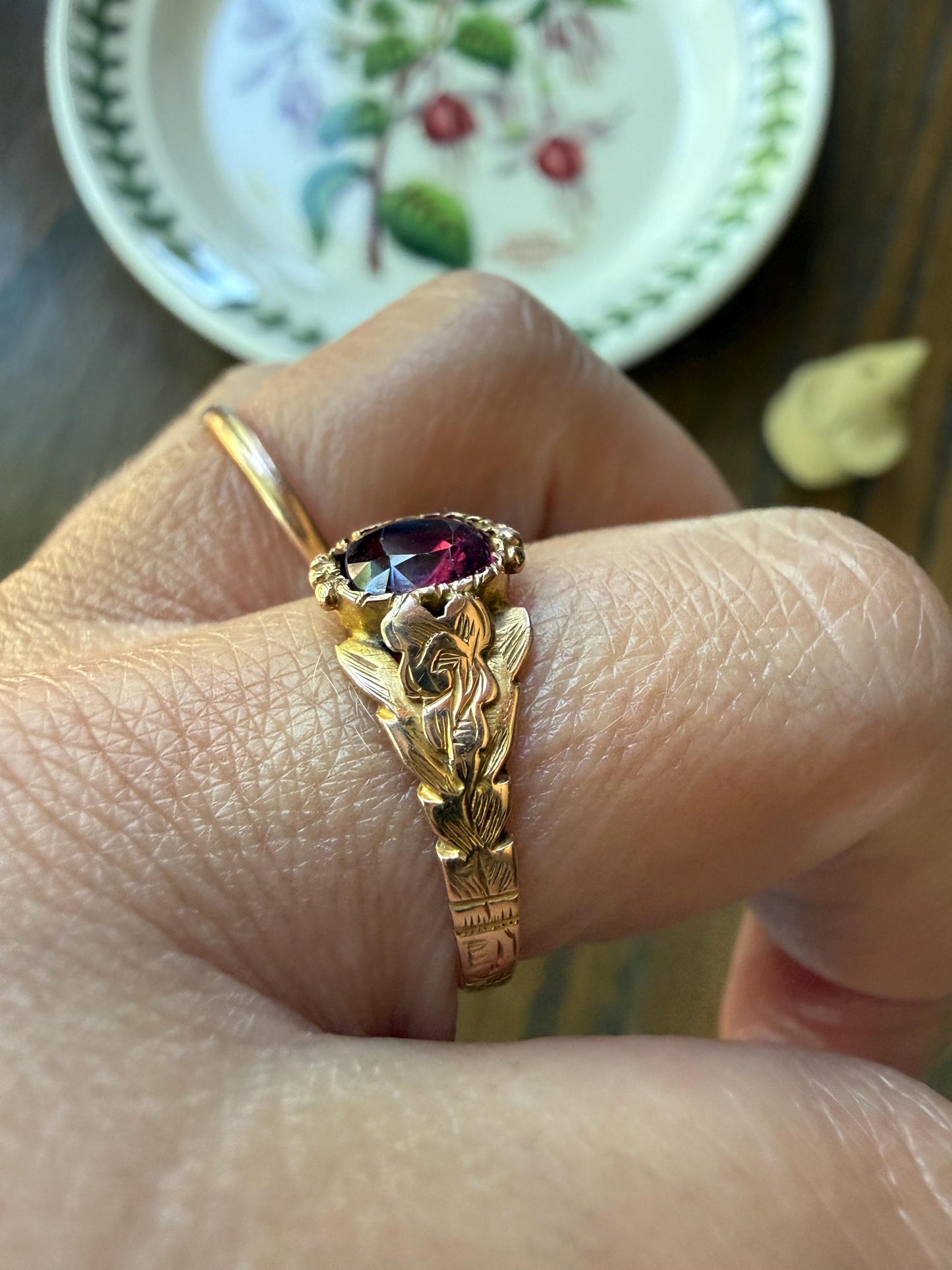 Ornate GARNET Victorian Engraved Antique Ring 14k Gold Solid Stacker Swirled Shoulder