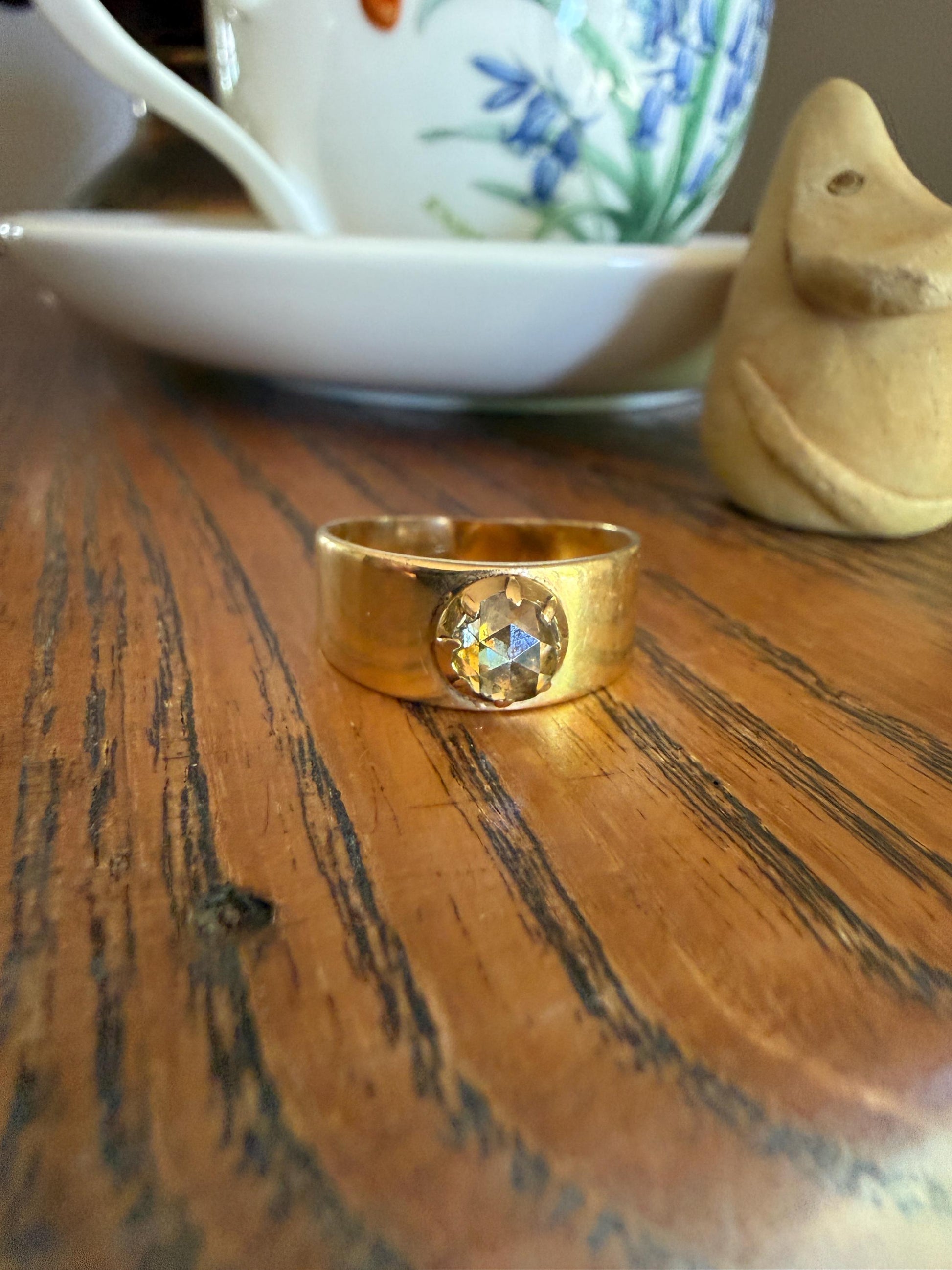 CHUNKY Antique Dome 5.9mm Rose Cut Diamond Ring 8.3mm Wide Cigar Band 4.5g 18k Gold Unisex Stacker Peachy Golden Champagne Disco Ball Collet