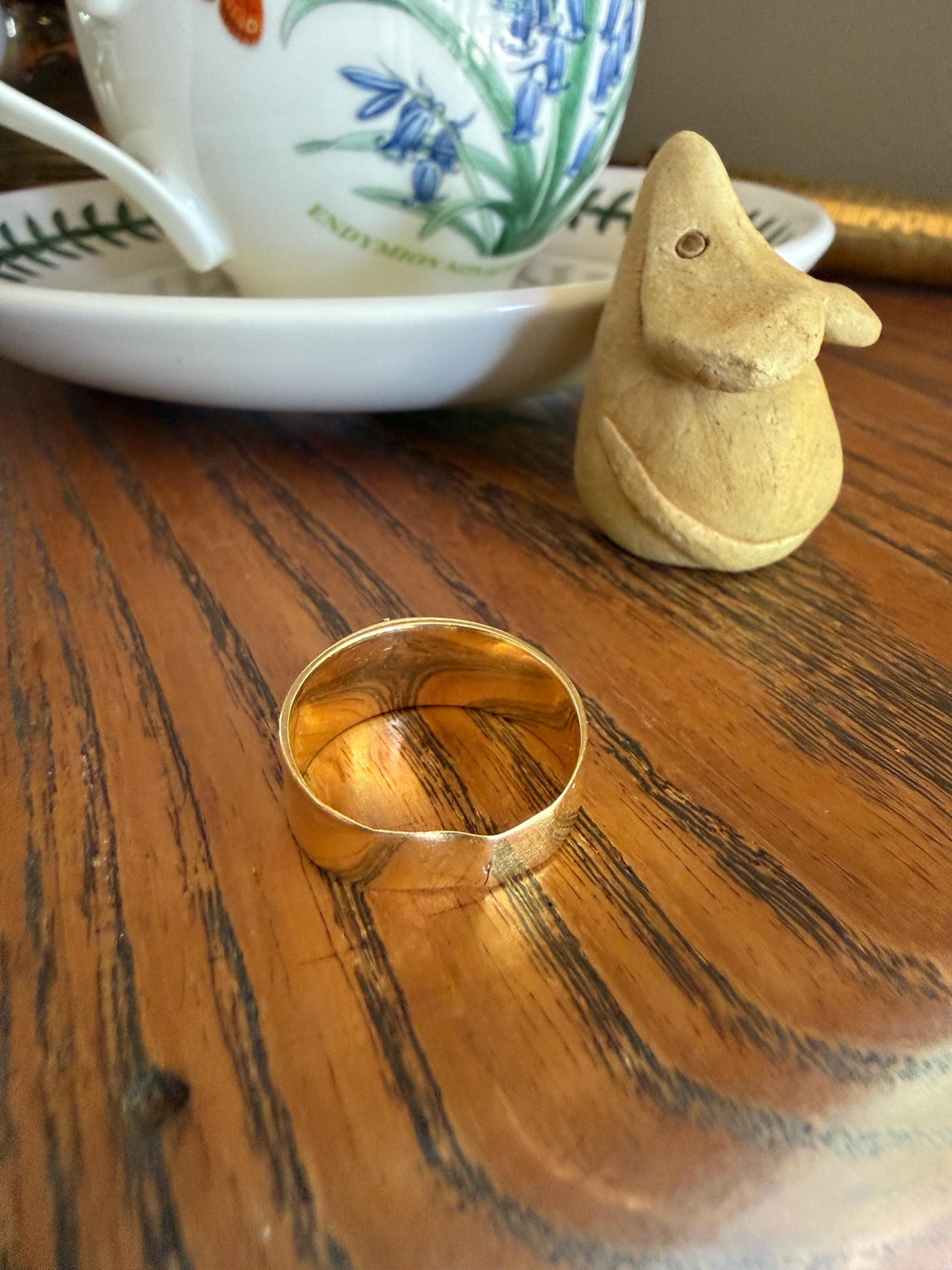 CHUNKY Antique Dome 5.9mm Rose Cut Diamond Ring 8.3mm Wide Cigar Band 4.5g 18k Gold Unisex Stacker Peachy Golden Champagne Disco Ball Collet