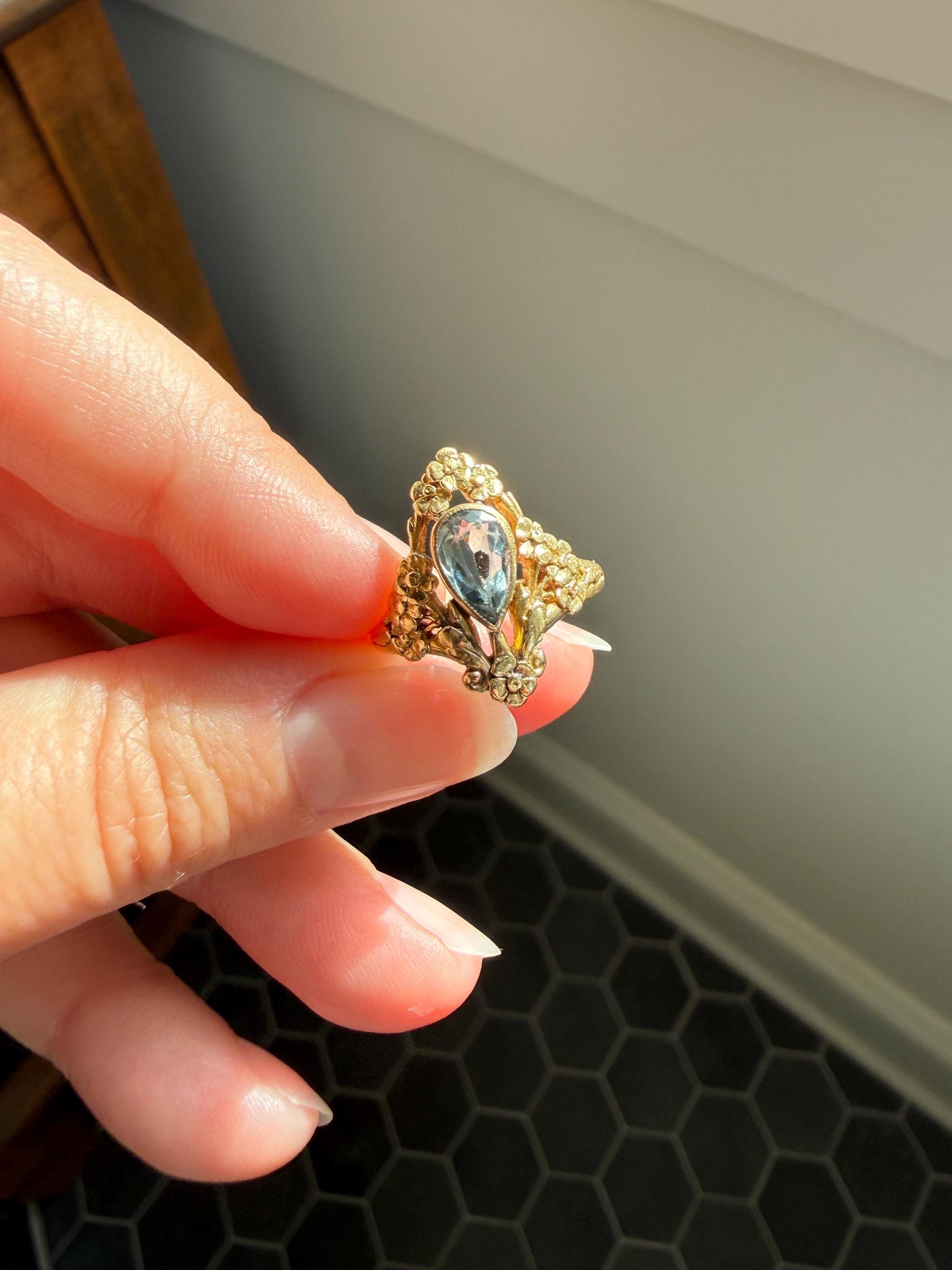 Forget Me Not AQUAMARINE Antique Belle Epoque FLORAL 18k Gold French Victorian Flower Garland Ring Pear Teardrop Pale Blue Bezel Set