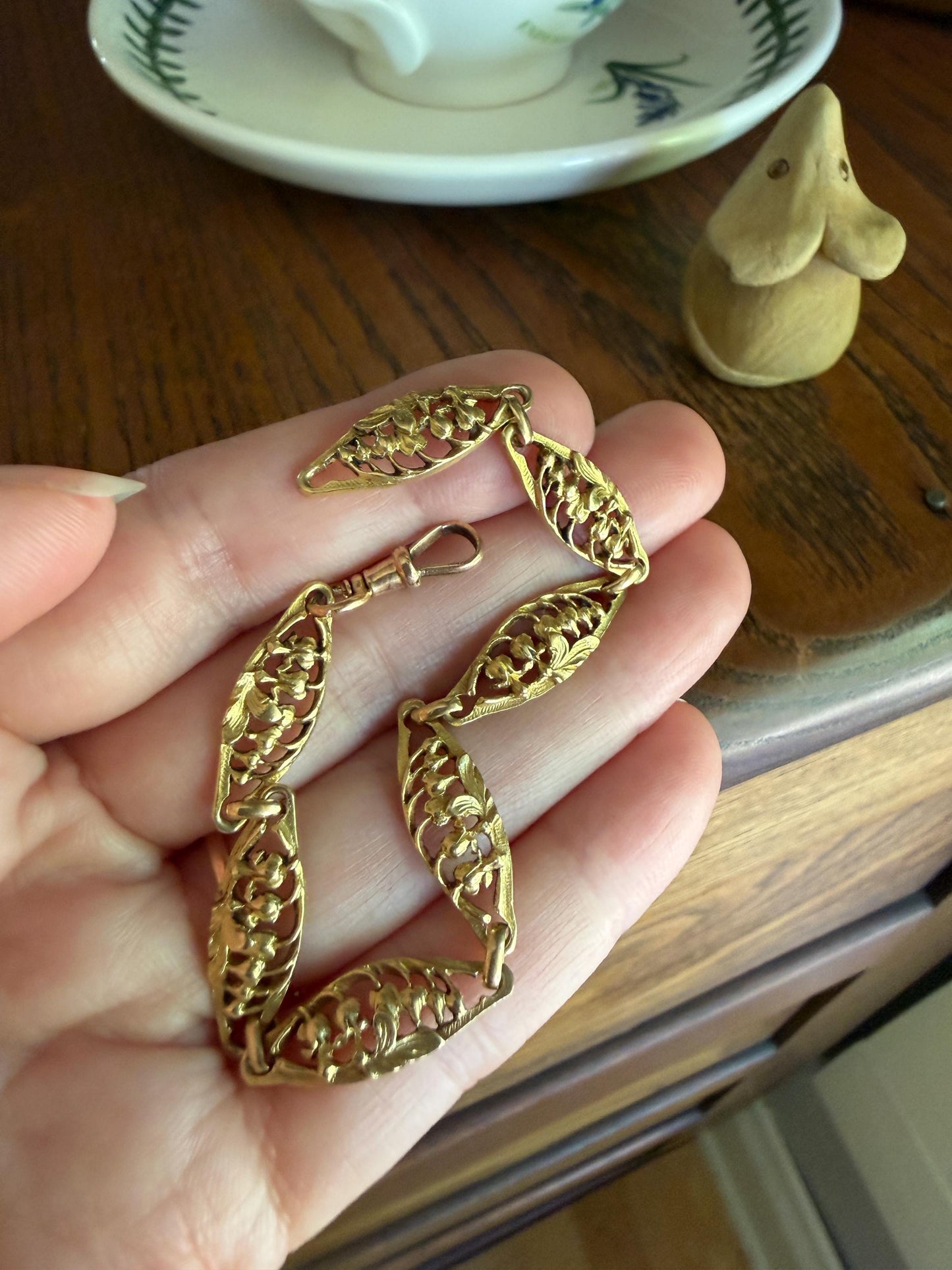 Rare BLEEDING HEARTS Floral Link Bracelet Antique French Heavy 10g 18k Gold Solid Art Nouveau Belle Epoque Victorian Era Eternity Flowers