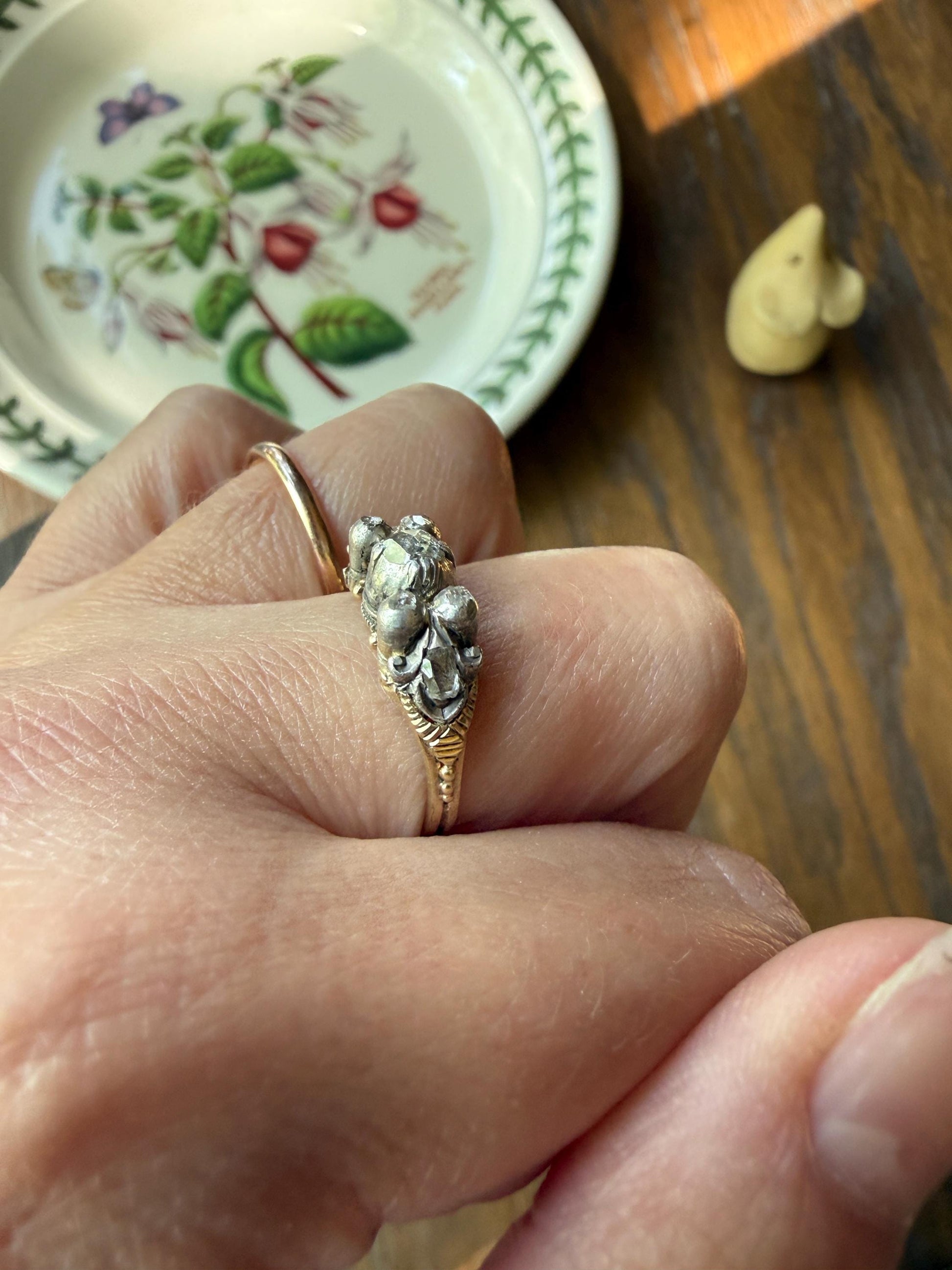 Antique Seven Stone Rose Cut DIAMOND Ring Floral Engraved Ring Butt 18k Gold Silver Collets Georgian Revival Ornate Linear Rivet Detail