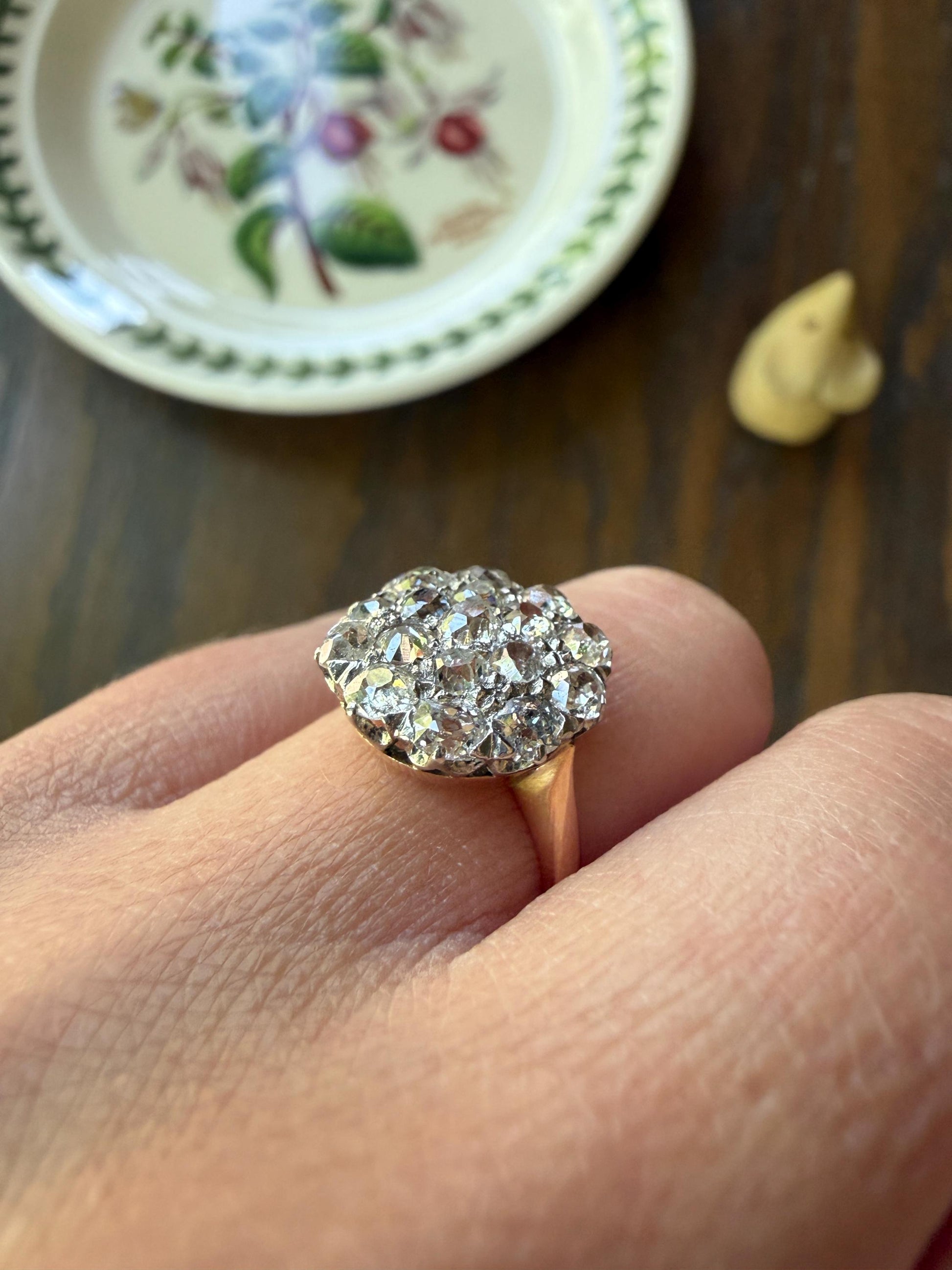 Antique 1.75 Carat Chunky Old Mine Cut DIAMOND Cobblestone Cluster Ring 18k Gold Sparkly Texture Circular