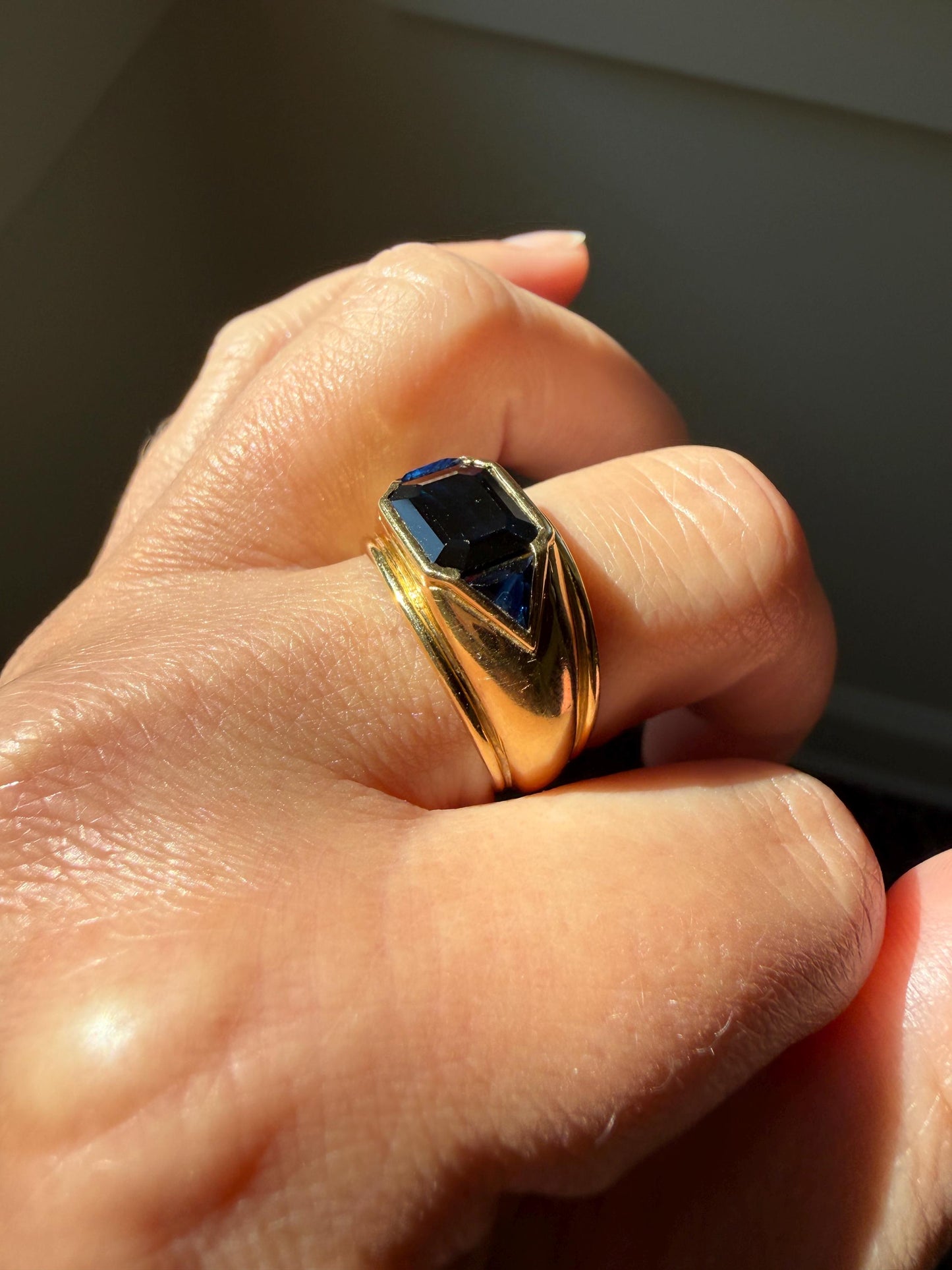 Chunky Natural Sapphire Three Stone Ring 8g 18k Gold French Octagon Cut Vintage Geometric Triangle Sides Peacock Blue Wide Gypsy Band