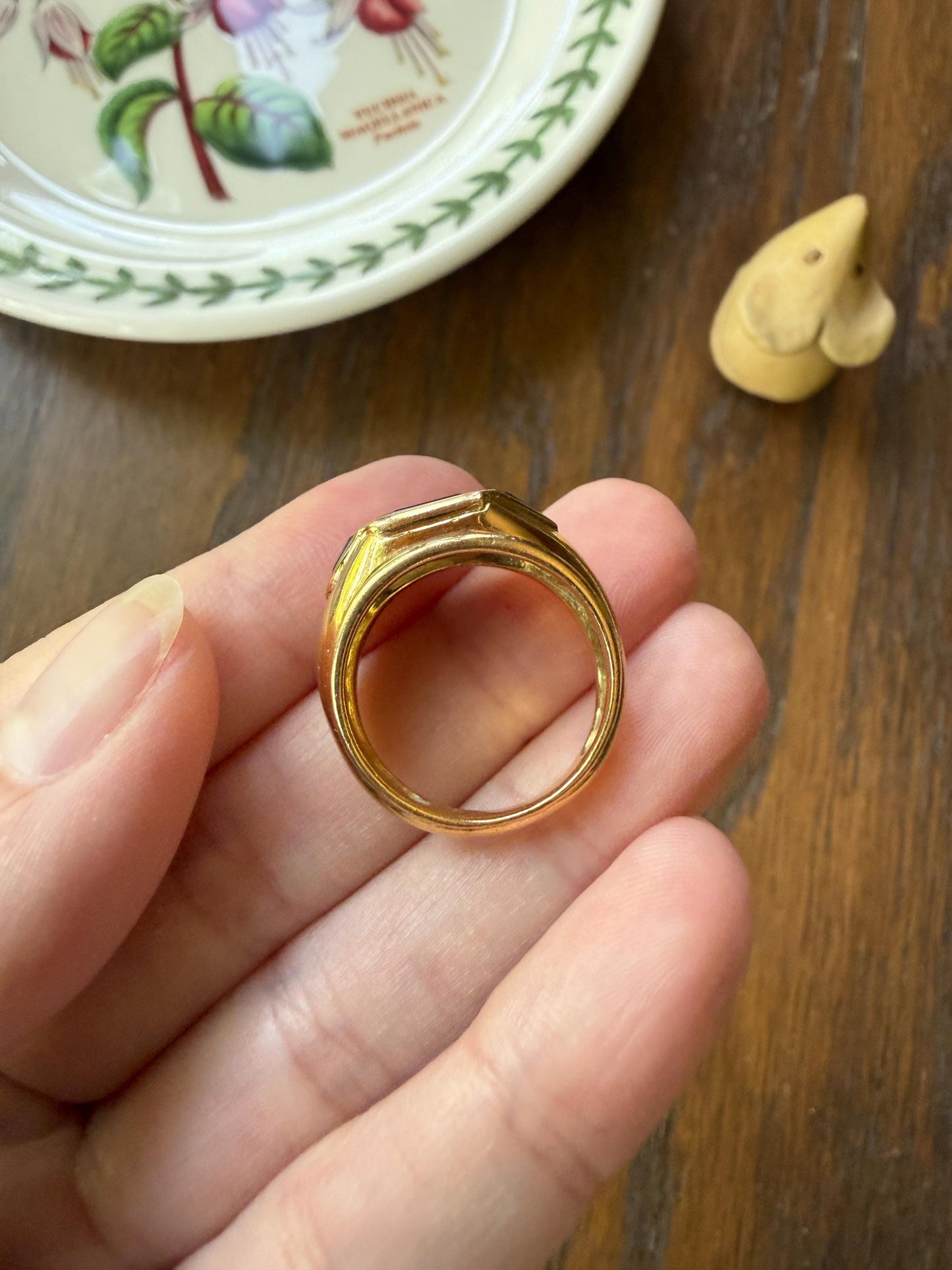 Chunky Natural Sapphire Three Stone Ring 8g 18k Gold French Octagon Cut Vintage Geometric Triangle Sides Peacock Blue Wide Gypsy Band