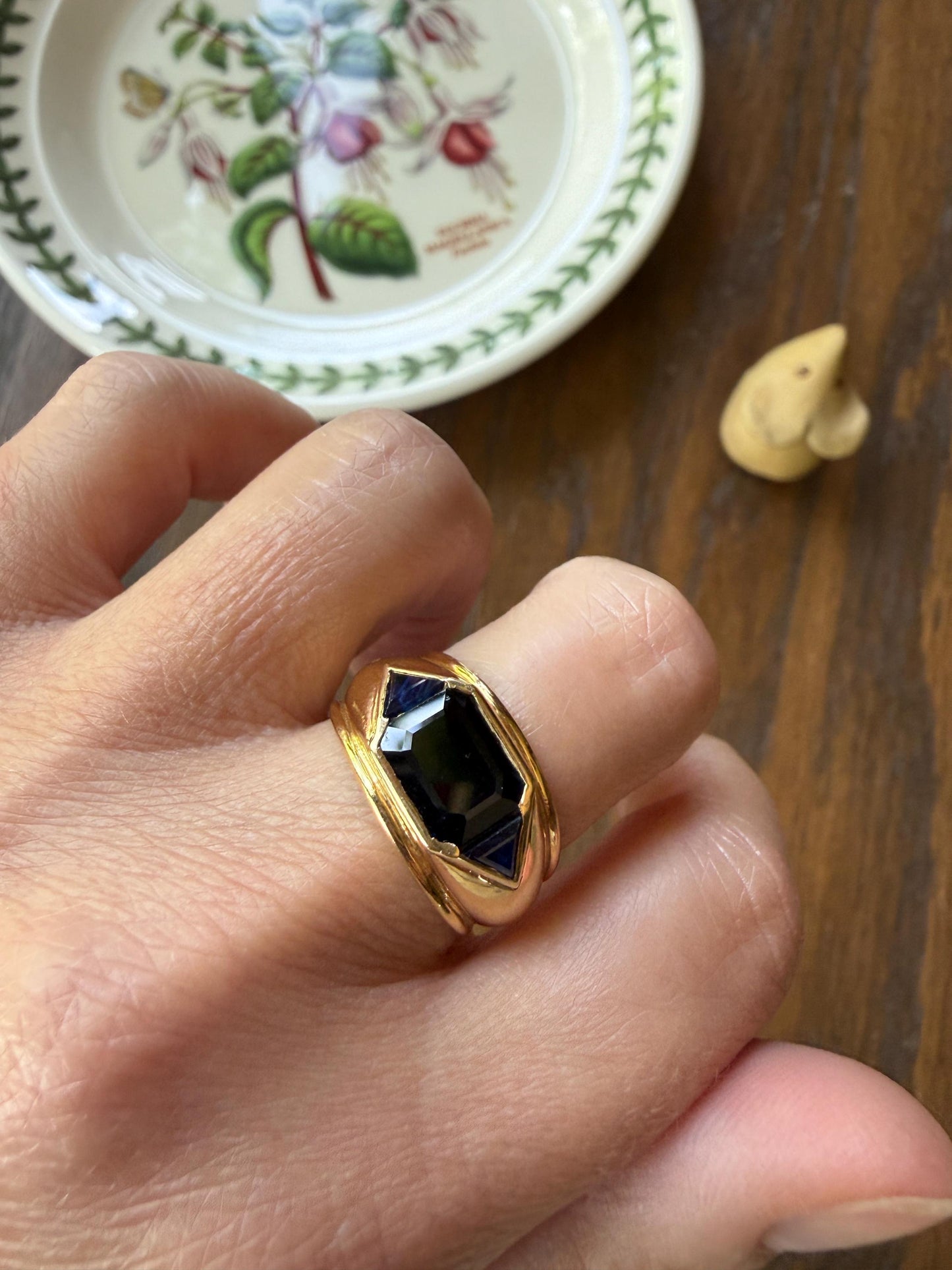 Chunky Natural Sapphire Three Stone Ring 8g 18k Gold French Octagon Cut Vintage Geometric Triangle Sides Peacock Blue Wide Gypsy Band