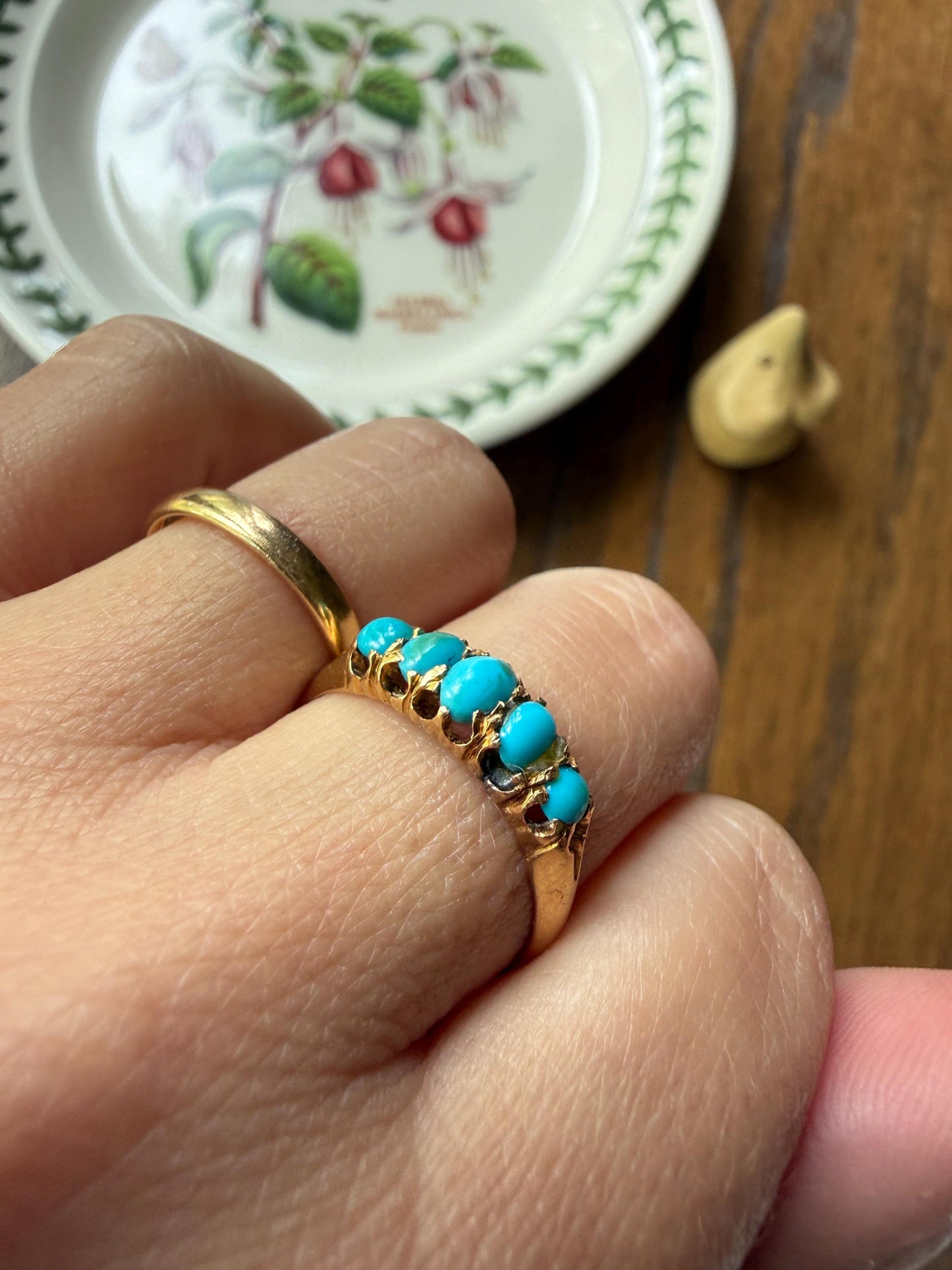 Victorian c1896 Antique 2.75g 18k Gold TURQUOISE Five Stone Band Ring At Cost of Materials Stacker