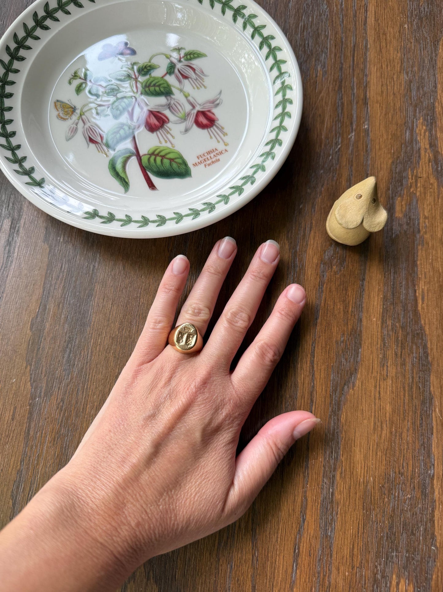 HEAVY 13g 18k Gold Count's CROWN French Nobility Antique SIGNET Ring Diamonds on Shield Lion Rampant Crest Chunky Band Coat of Arms Unisex
