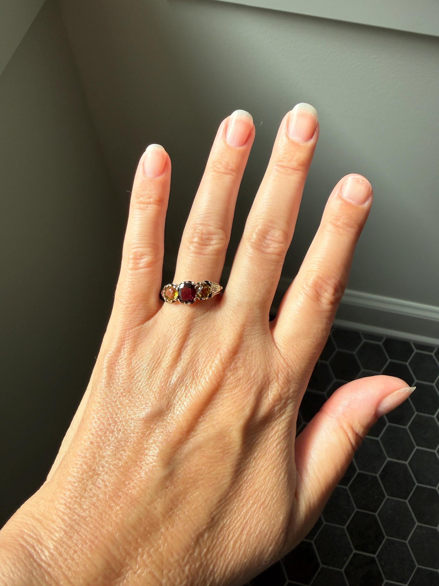 Rare Georgian Era Scottish Antique 14k Gold Three Stone Ring Garnet Citrine Red Yellow 360 Engraved Shank Inverness Known Maker Tulips