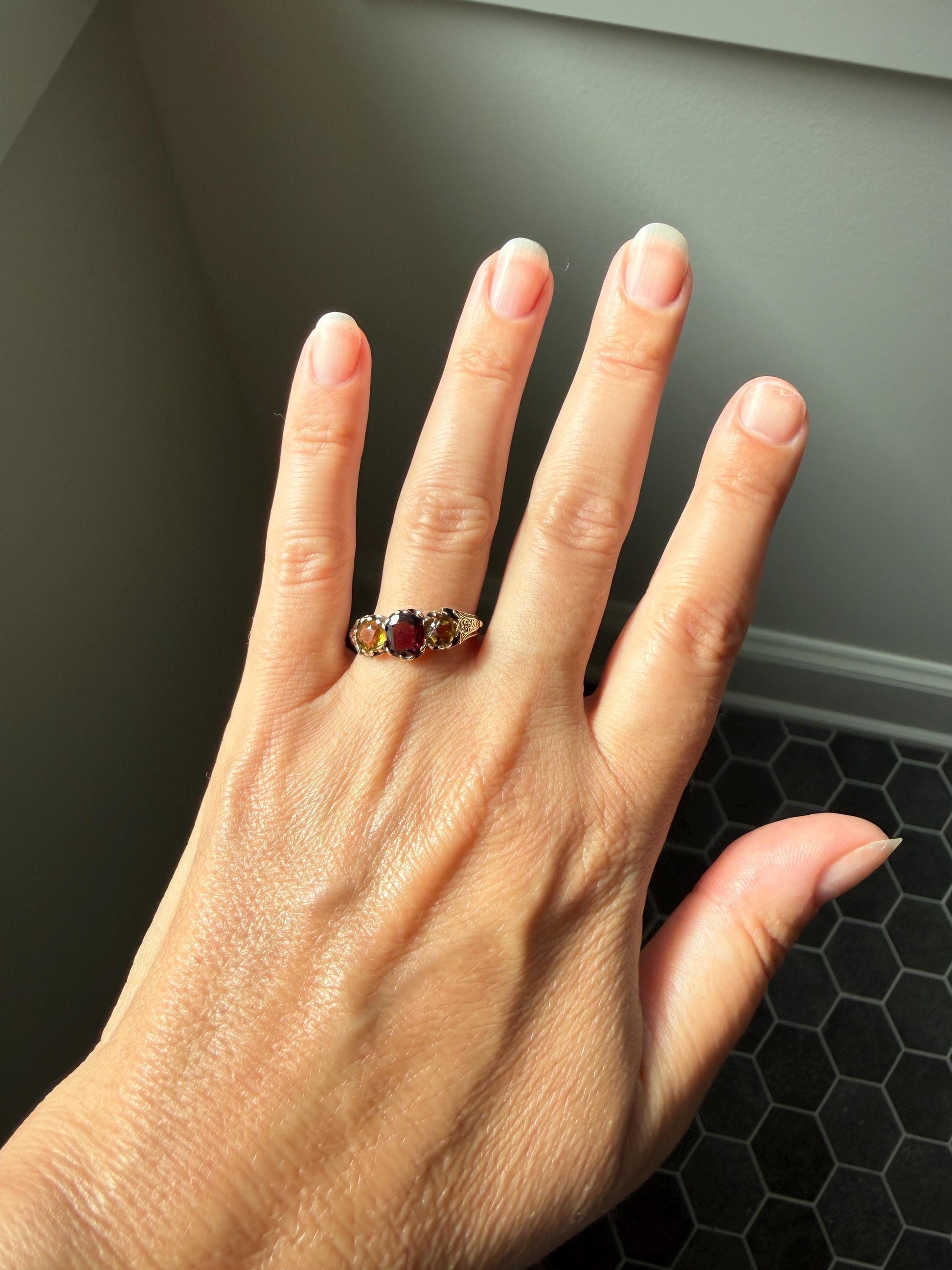 Rare Georgian Era Scottish Antique 14k Gold Three Stone Ring Garnet Citrine Red Yellow 360 Engraved Shank Inverness Known Maker Tulips