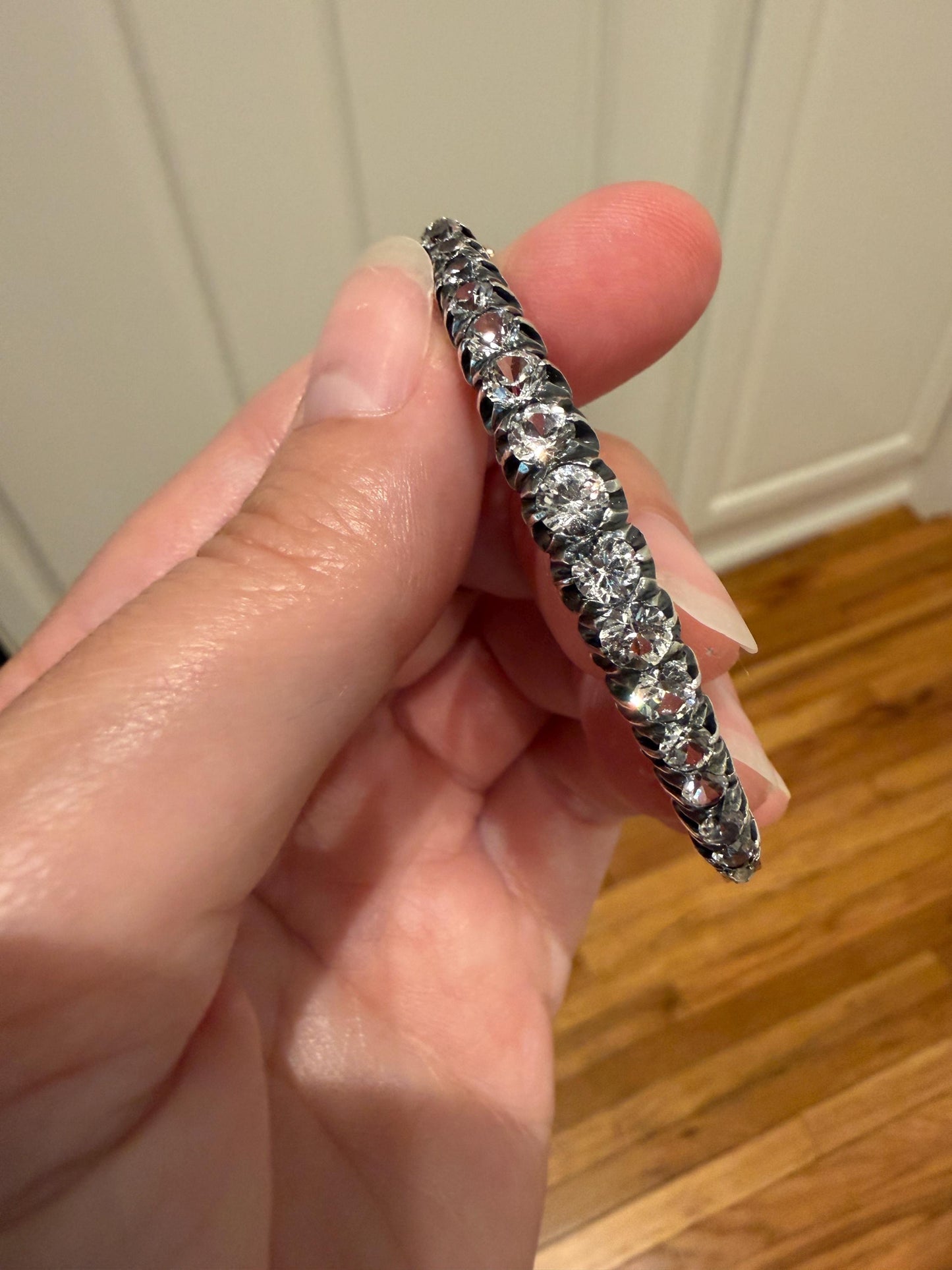 French Antique 4.2 Carats 18k Gold Clear White Topaz Gemset Hinged Bangle Line Bracelet Wriststack