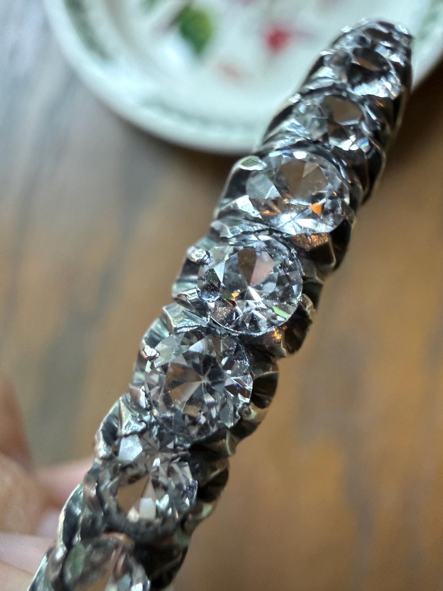 French Antique 4.2 Carats 18k Gold Clear White Topaz Gemset Hinged Bangle Line Bracelet Wriststack