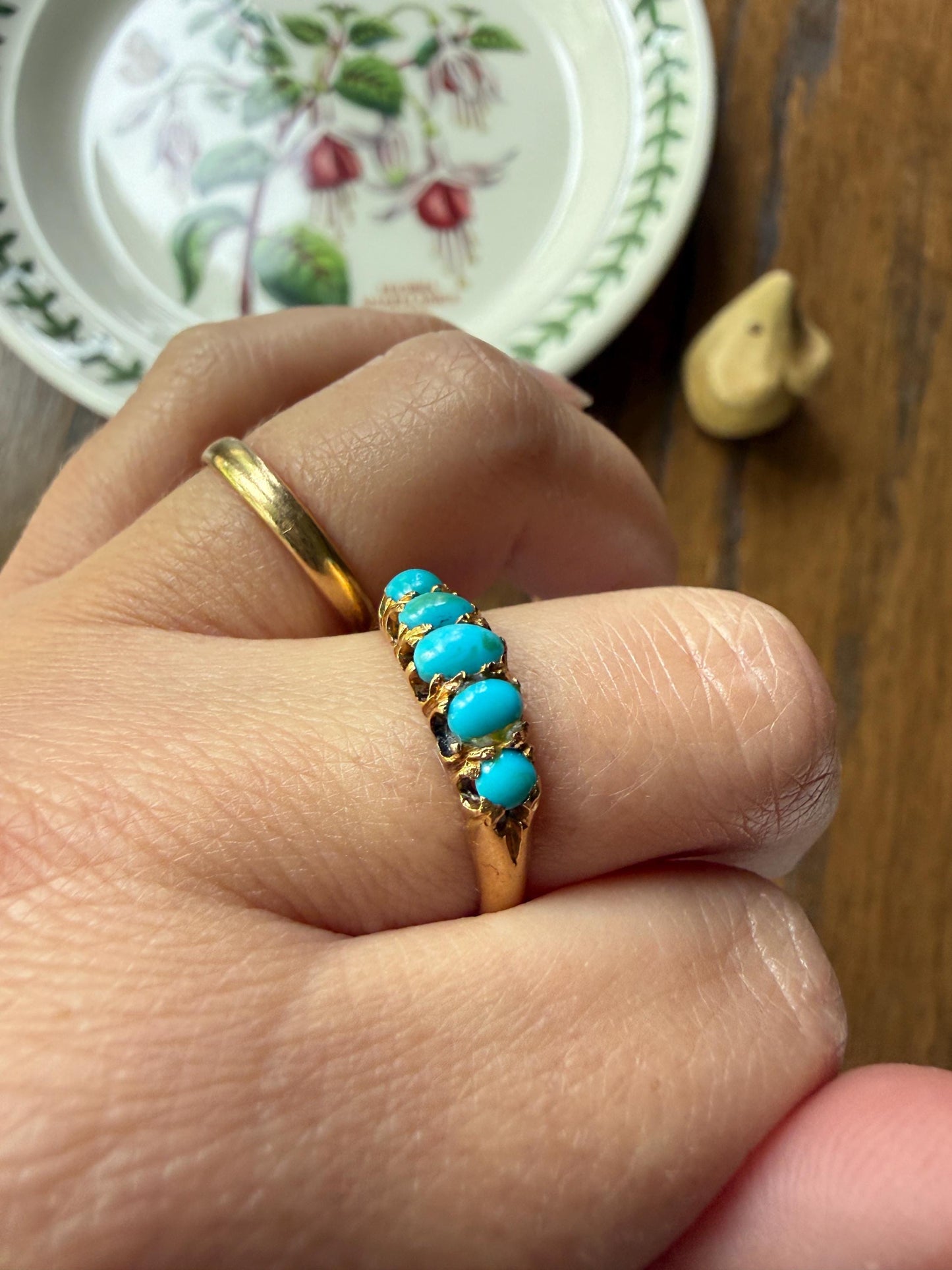 Victorian c1896 Antique 2.75g 18k Gold TURQUOISE Five Stone Band Ring At Cost of Materials Stacker