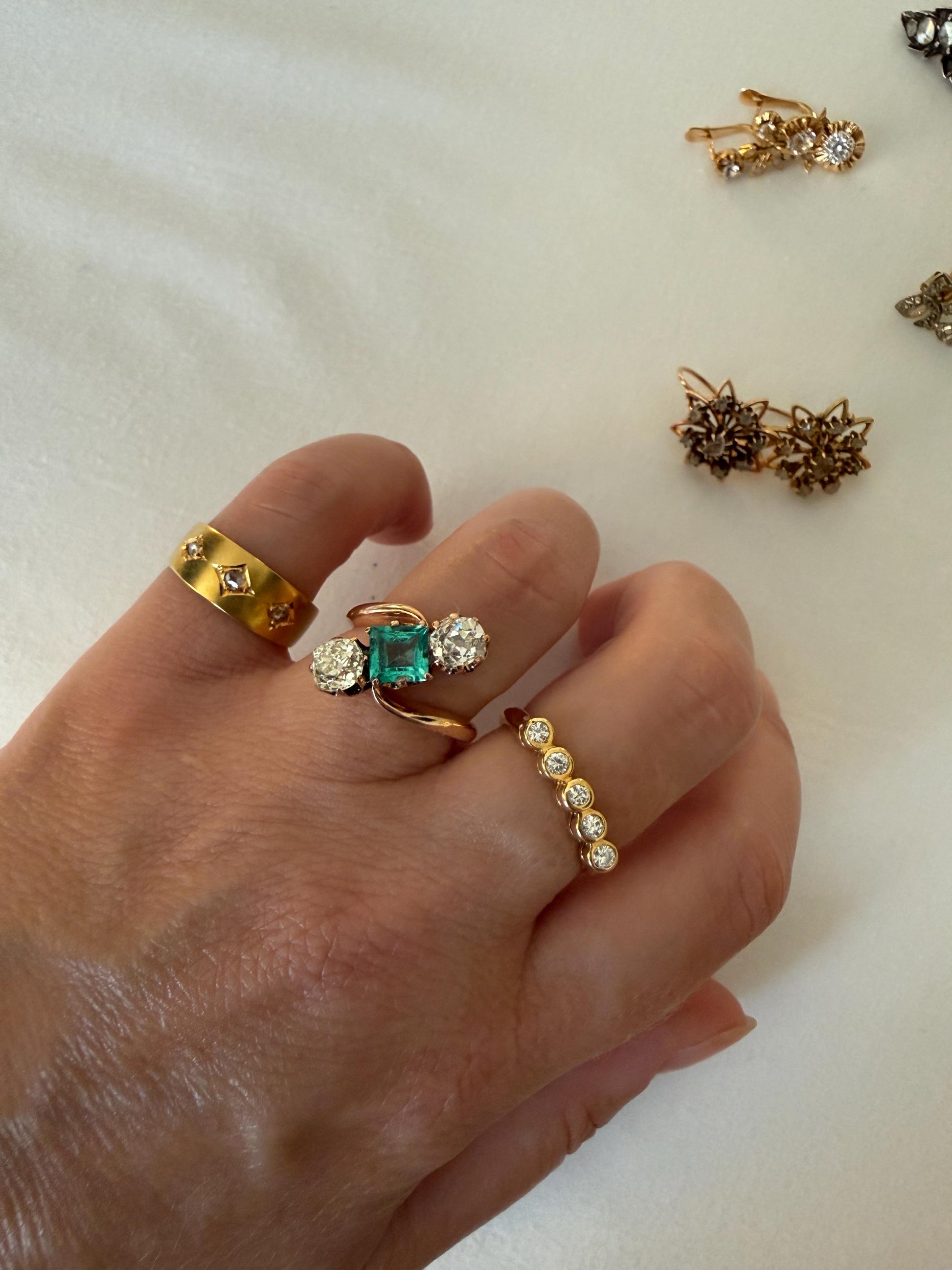 Antique Rose Cut DIAMOND Brushed Matte Finish 18k Gold Three Stone Ring Tapered Gypsy Cigar Band Geometric Stacker Pinky