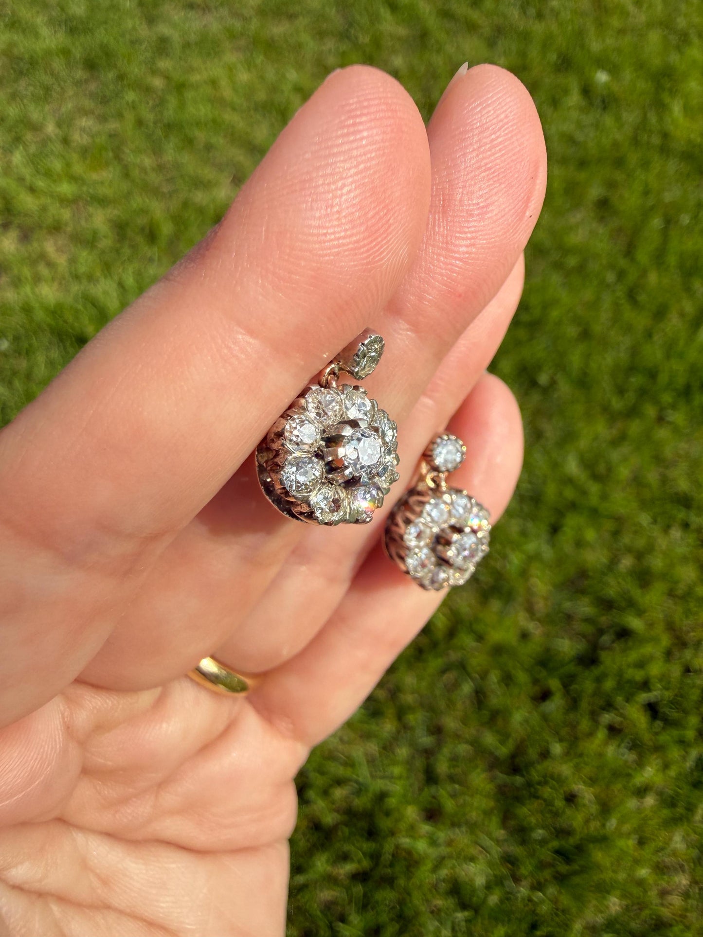 ANTIQUE 3 Carats Tdw Old Mine Brilliant Cut Diamond Daisy Cluster Dangle Earrings BOXED 10k Gold Silver 3Ctw