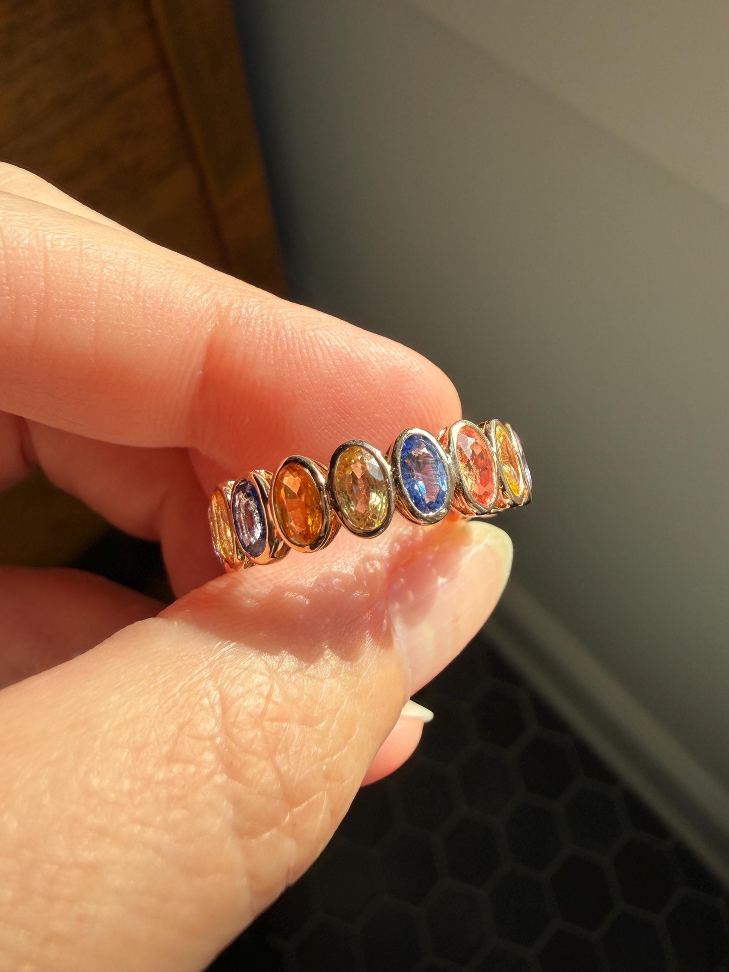 Natural Rainbow SAPPHIRES 3.5 Carats Oval Bezel Set Eternity Band 18k Rose Gold Ring Blue Yellow Green Pink