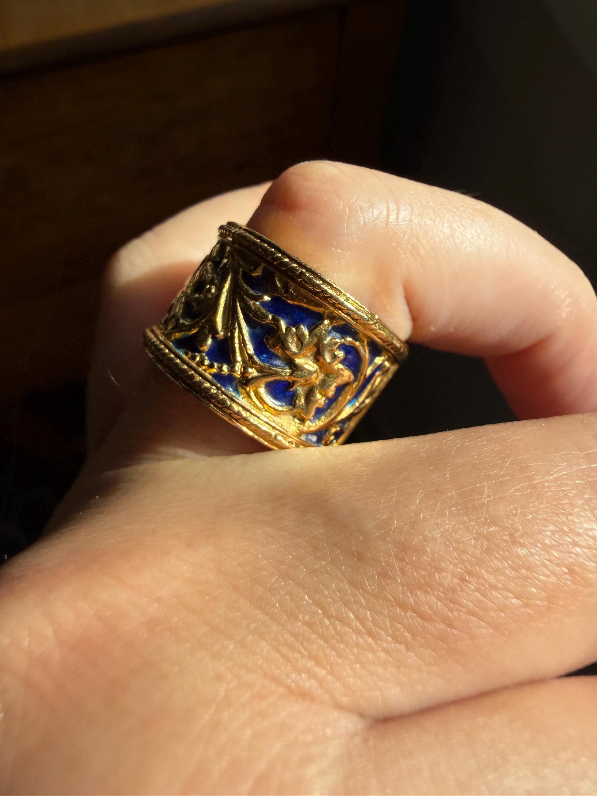 HEAVY Vintage BIRD Floral Leaf Cigar Band 14.5g 18k Gold Cobalt Blue Enamel Arabesque 13.5mm Wide Eternity Figural Stacker