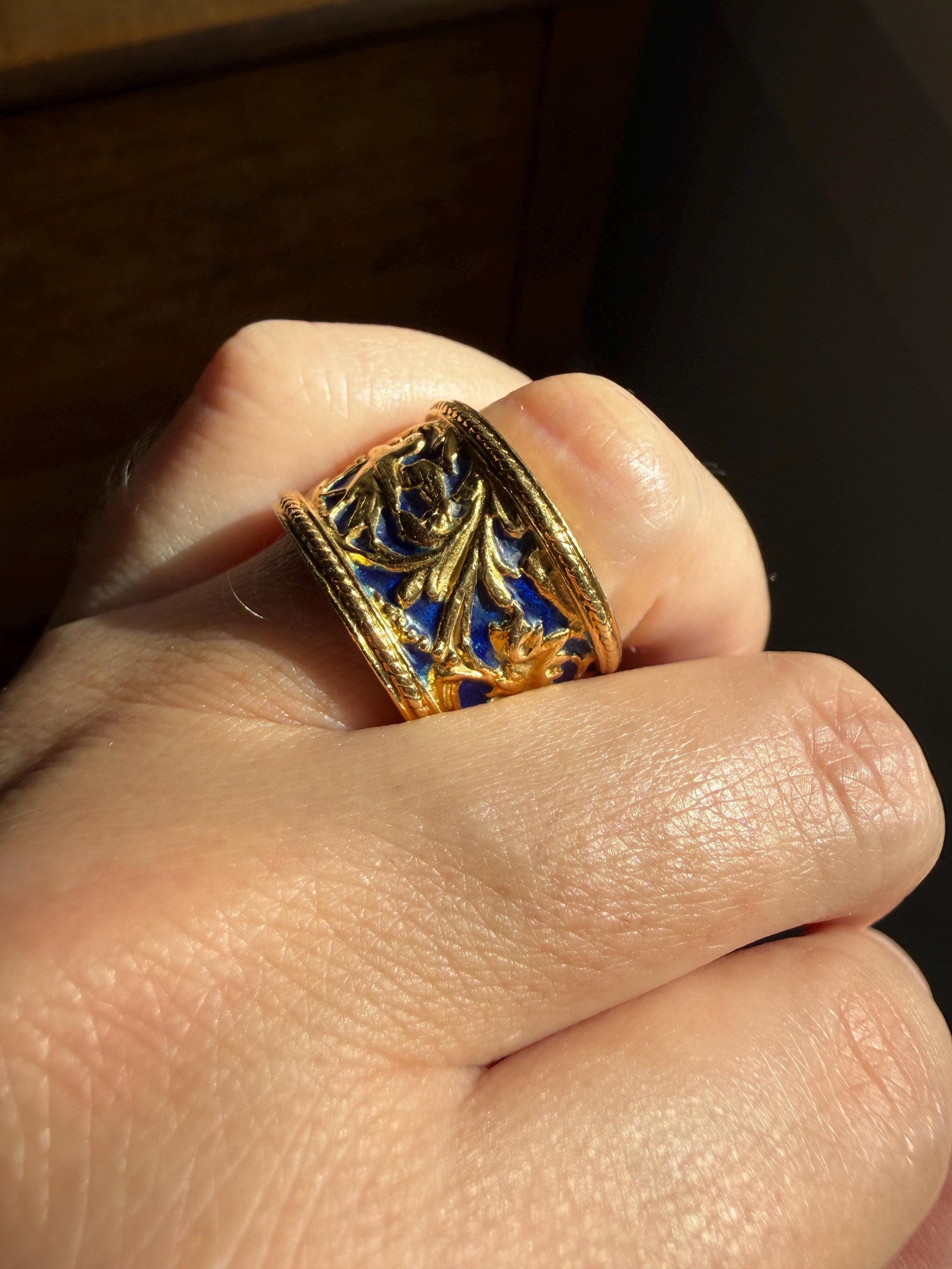 HEAVY Vintage BIRD Floral Leaf Cigar Band 14.5g 18k Gold Cobalt Blue Enamel Arabesque 13.5mm Wide Eternity Figural Stacker