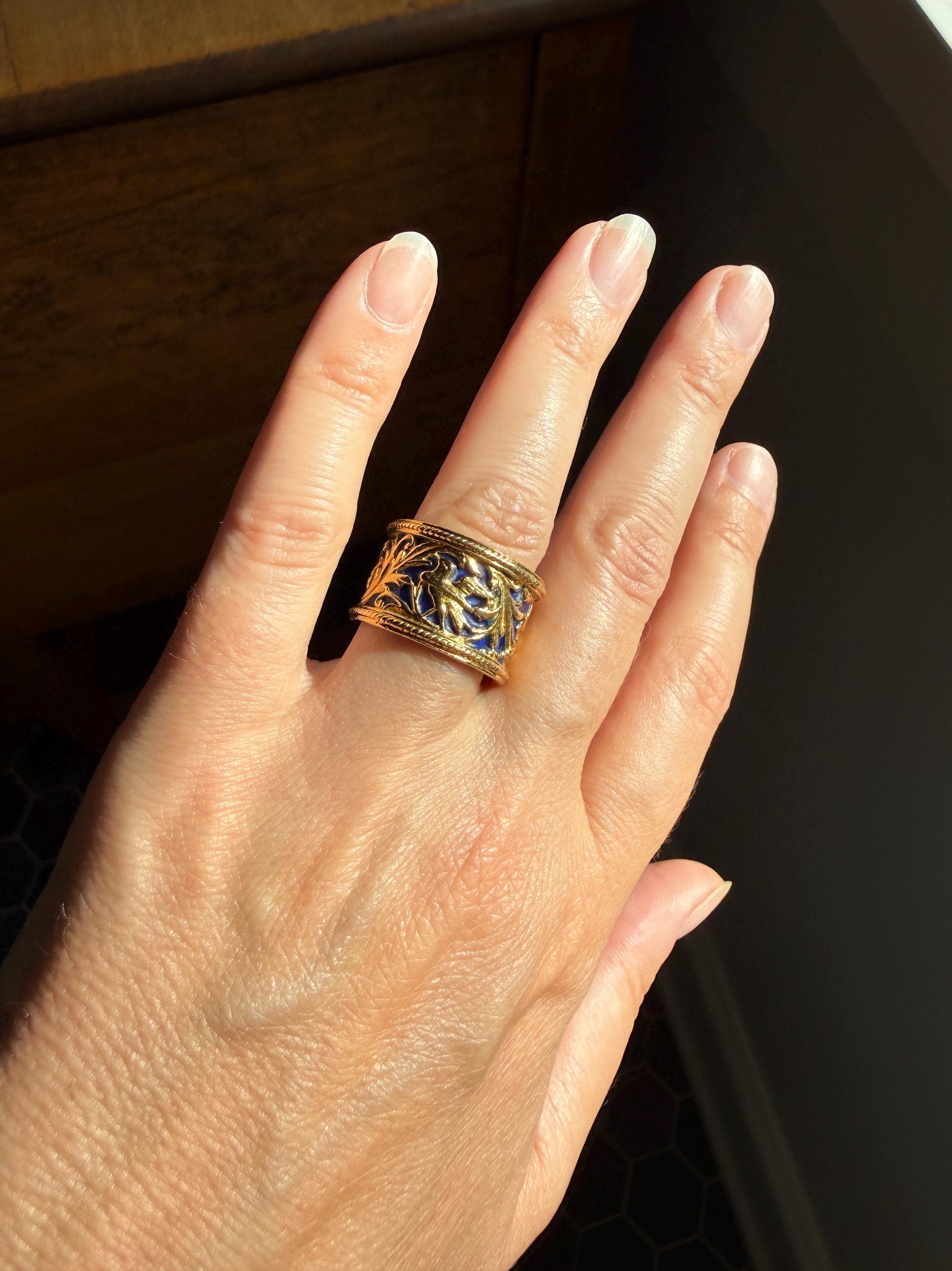 HEAVY Vintage BIRD Floral Leaf Cigar Band 14.5g 18k Gold Cobalt Blue Enamel Arabesque 13.5mm Wide Eternity Figural Stacker
