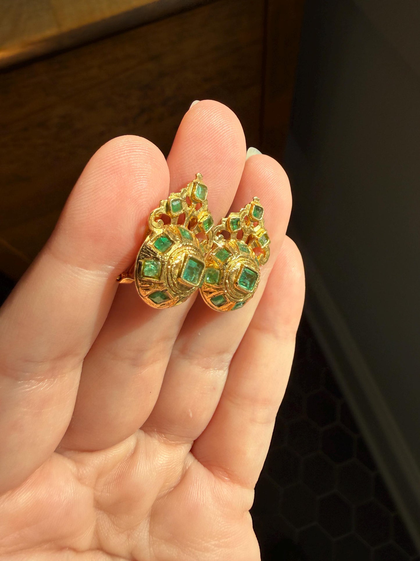 ANTIQUE Iberian 22 Natural Square Cut EMERALD Early 1900s Georgian Revival Crowned Domed Stud Earrings 18k Gold Baroque Style Green Engraved