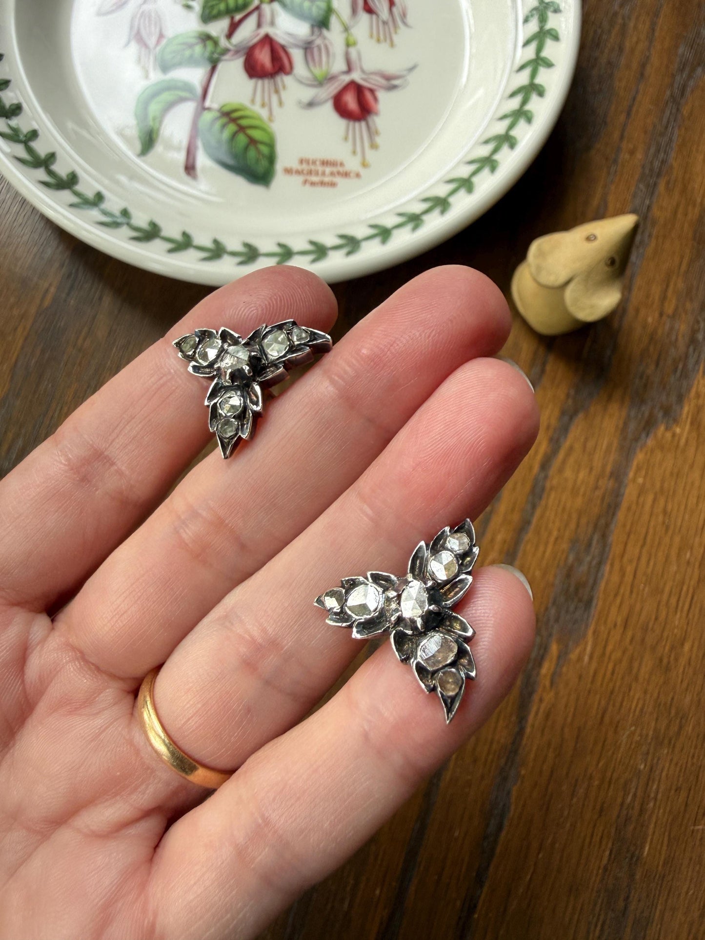 LEAF Georgian ANTIQUE Figural STUD Earrings Rose Cut Diamonds 18k Gold Silver Top Large Scale Spready Sparkle