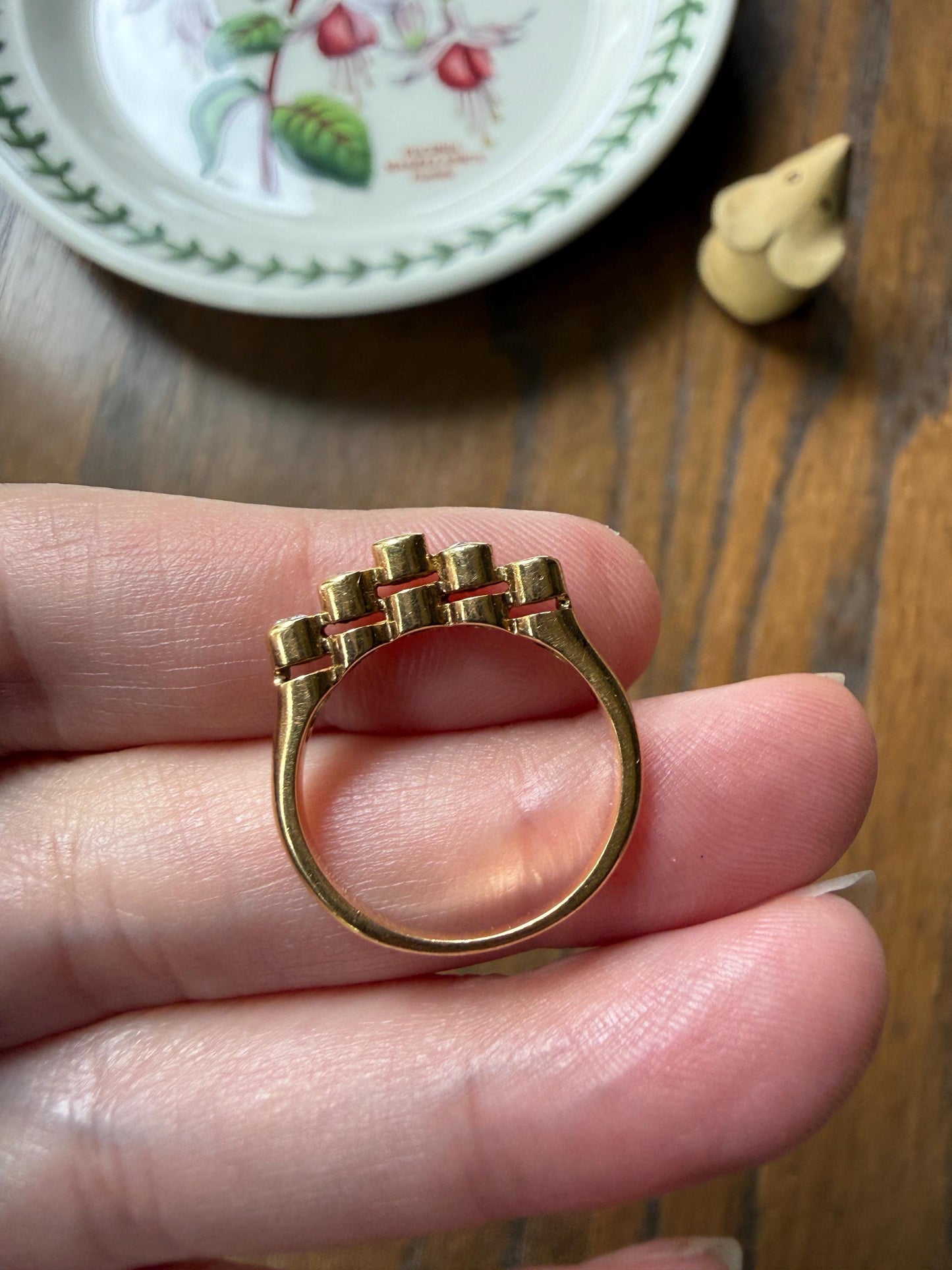 Vintage Five Stone DIAMOND Tiered Bezel Set Diamond Skinny Band 18k Gold Tall Crown Ring Minimalist Stacker