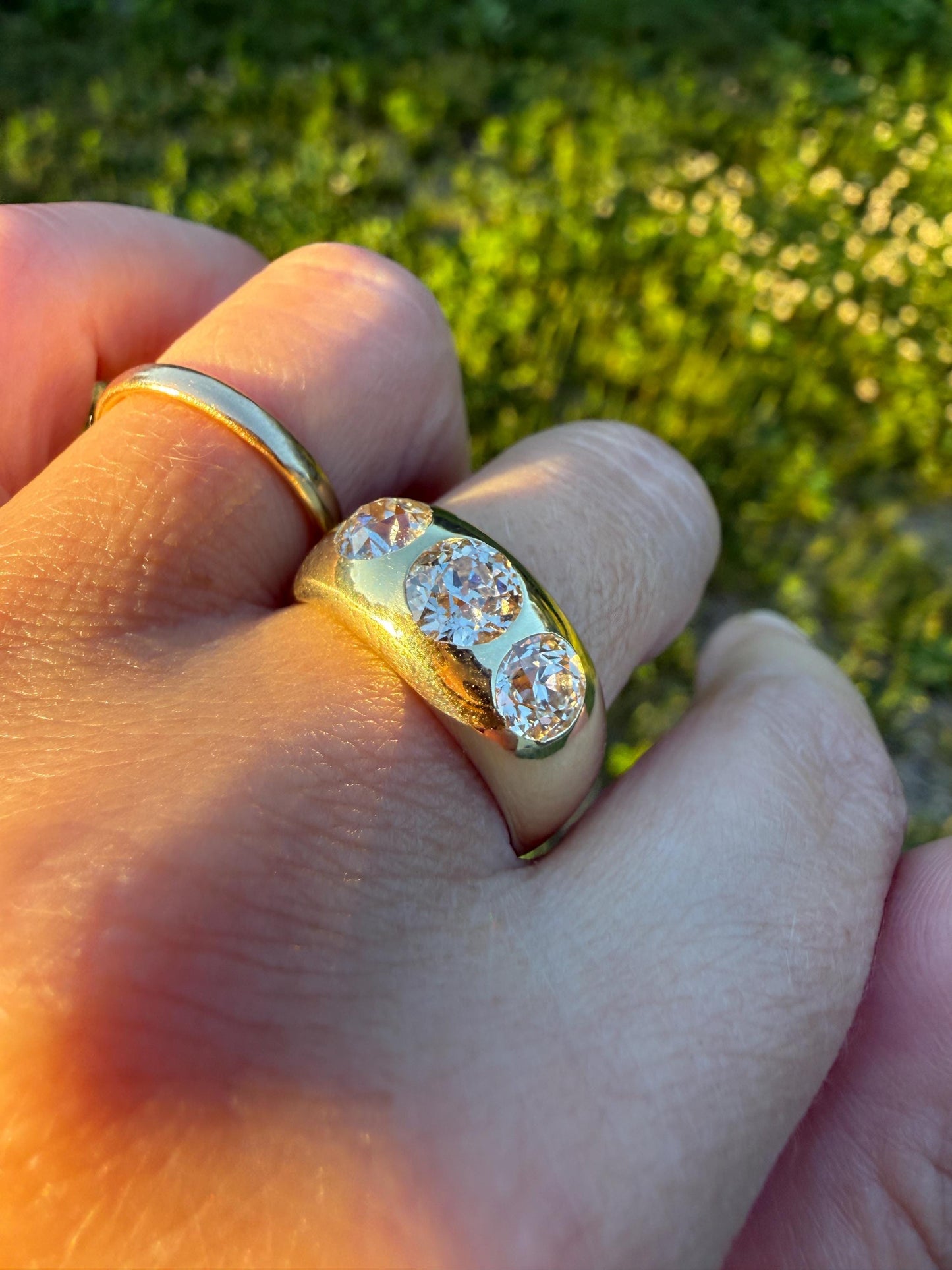 HEAVY Antique 2.4 Carats Natural Old Mine Cut Diamond Three Stone Gypsy Band 10.1g 14k Gold Stacker Ring Man Unisex Chunky