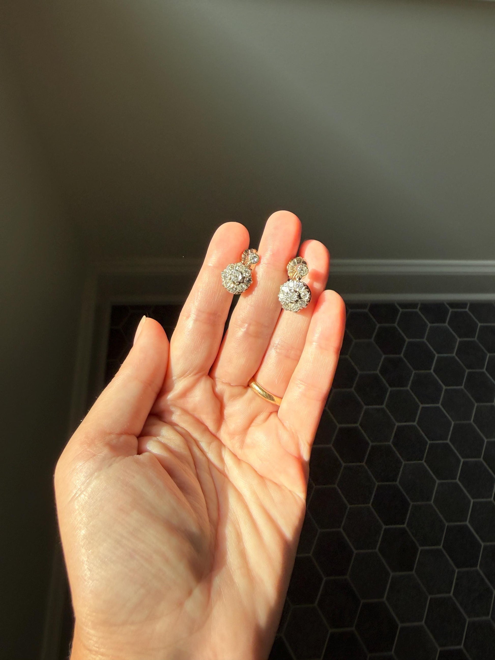 ANTIQUE 3 Carats Tdw Old Mine Brilliant Cut Diamond Daisy Cluster Dangle Earrings BOXED 10k Gold Silver 3Ctw