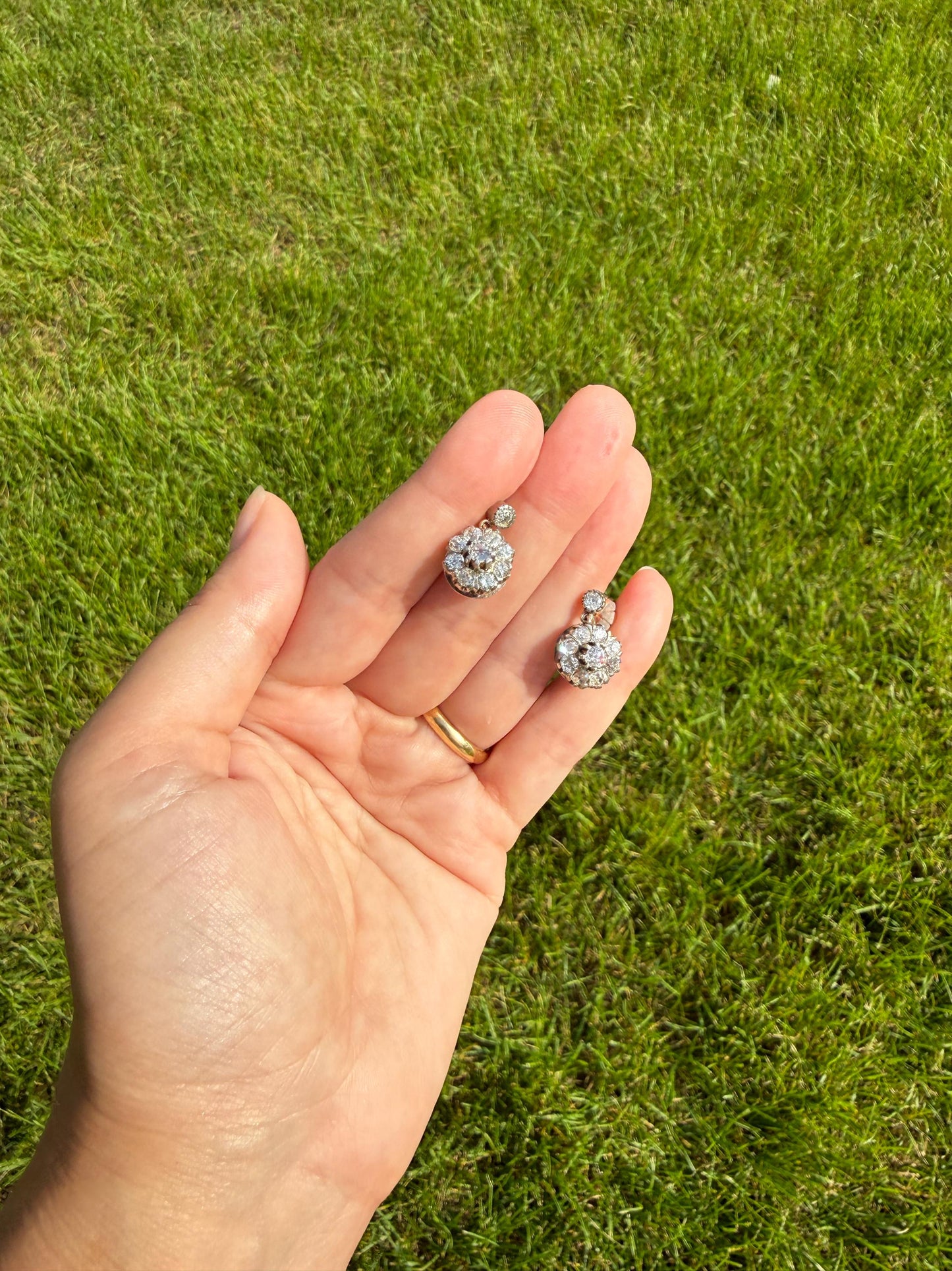 ANTIQUE 3 Carats Tdw Old Mine Brilliant Cut Diamond Daisy Cluster Dangle Earrings BOXED 10k Gold Silver 3Ctw