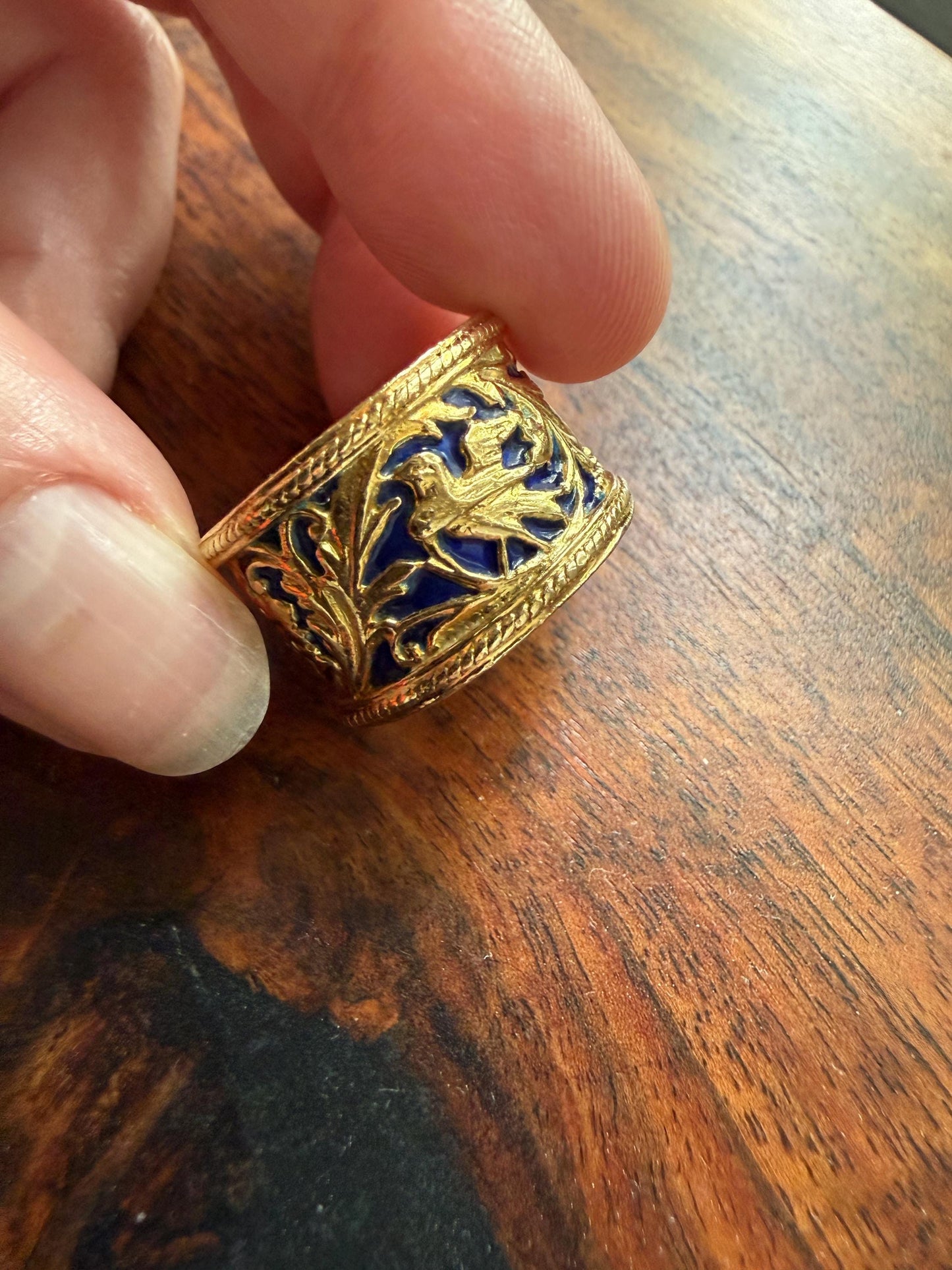 HEAVY Vintage BIRD Floral Leaf Cigar Band 14.5g 18k Gold Cobalt Blue Enamel Arabesque 13.5mm Wide Eternity Figural Stacker