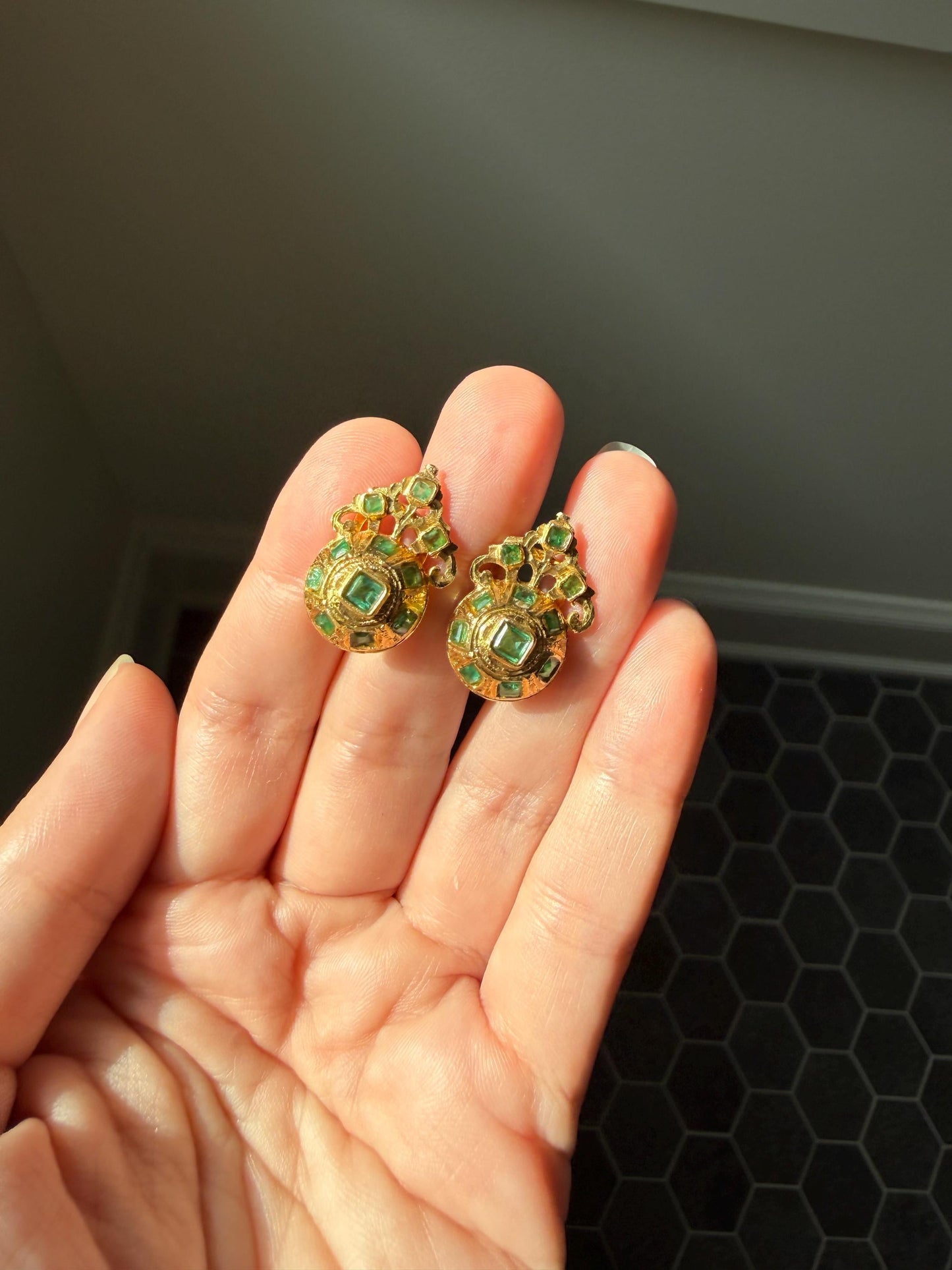 ANTIQUE Iberian 22 Natural Square Cut EMERALD Early 1900s Georgian Revival Crowned Domed Stud Earrings 18k Gold Baroque Style Green Engraved