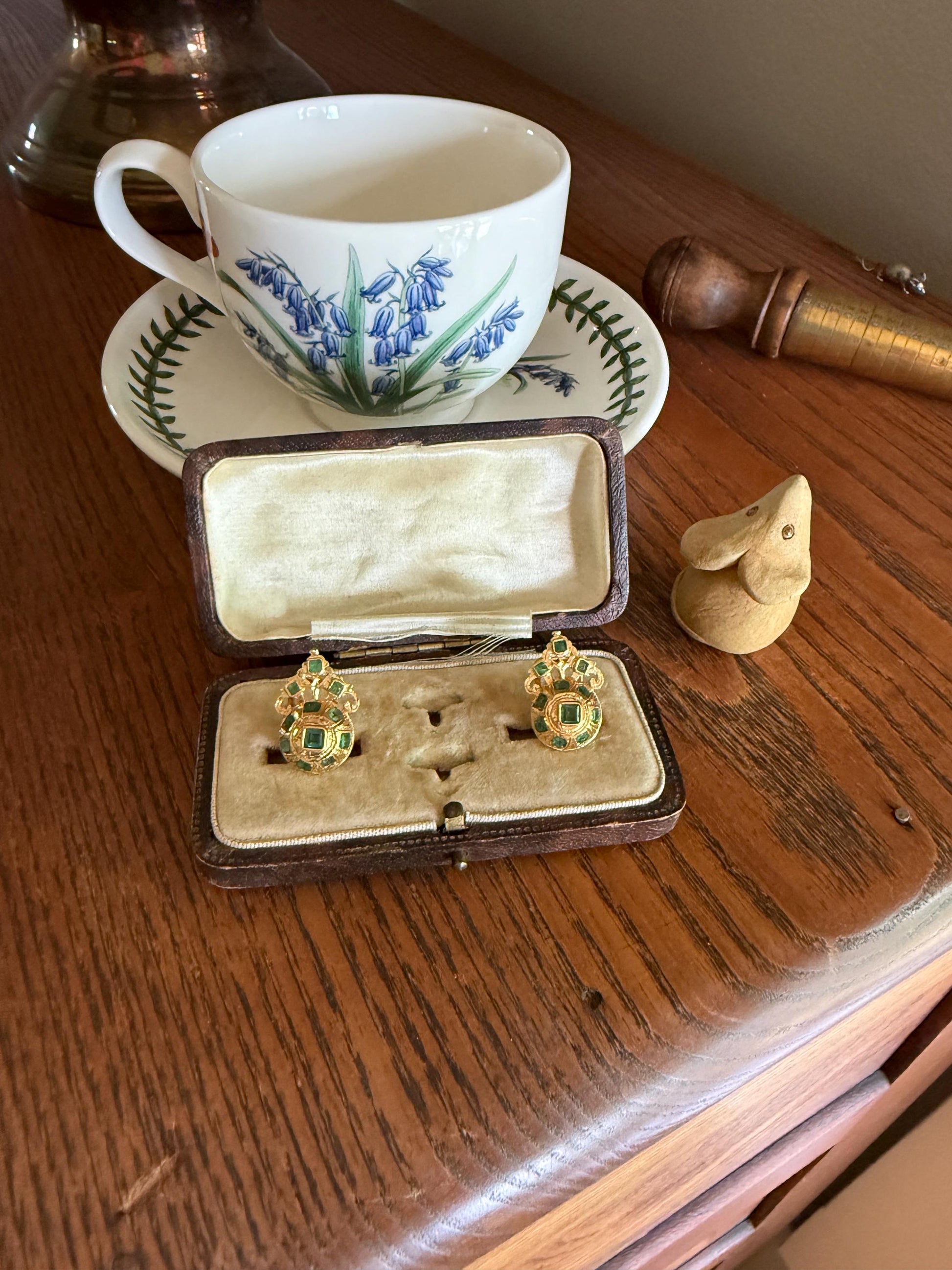 ANTIQUE Iberian 22 Natural Square Cut EMERALD Early 1900s Georgian Revival Crowned Domed Stud Earrings 18k Gold Baroque Style Green Engraved