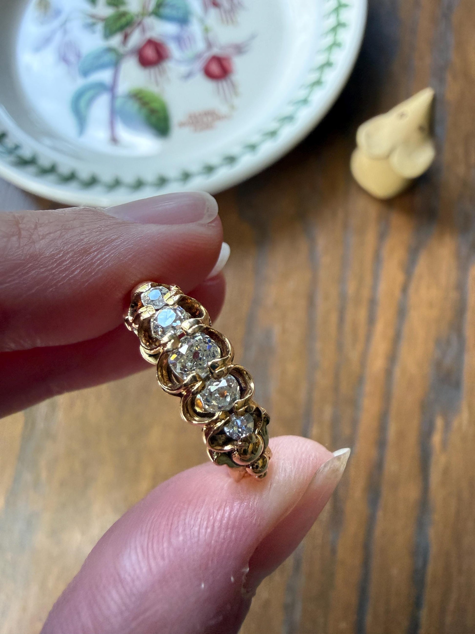 UNIQUE Ornate Victorian Five Stone Old Mine Cut Diamond Ring 18k Gold Antique Band Scroll Scallop Ball Rivet Gorgeousness