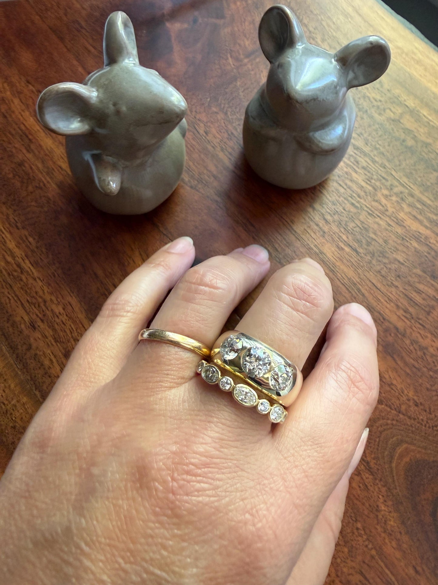 Vintage Seven Stone Oval and Round DIAMOND East West Skinny Band 18k Gold Ring Minimalist Stacker Half Hoop