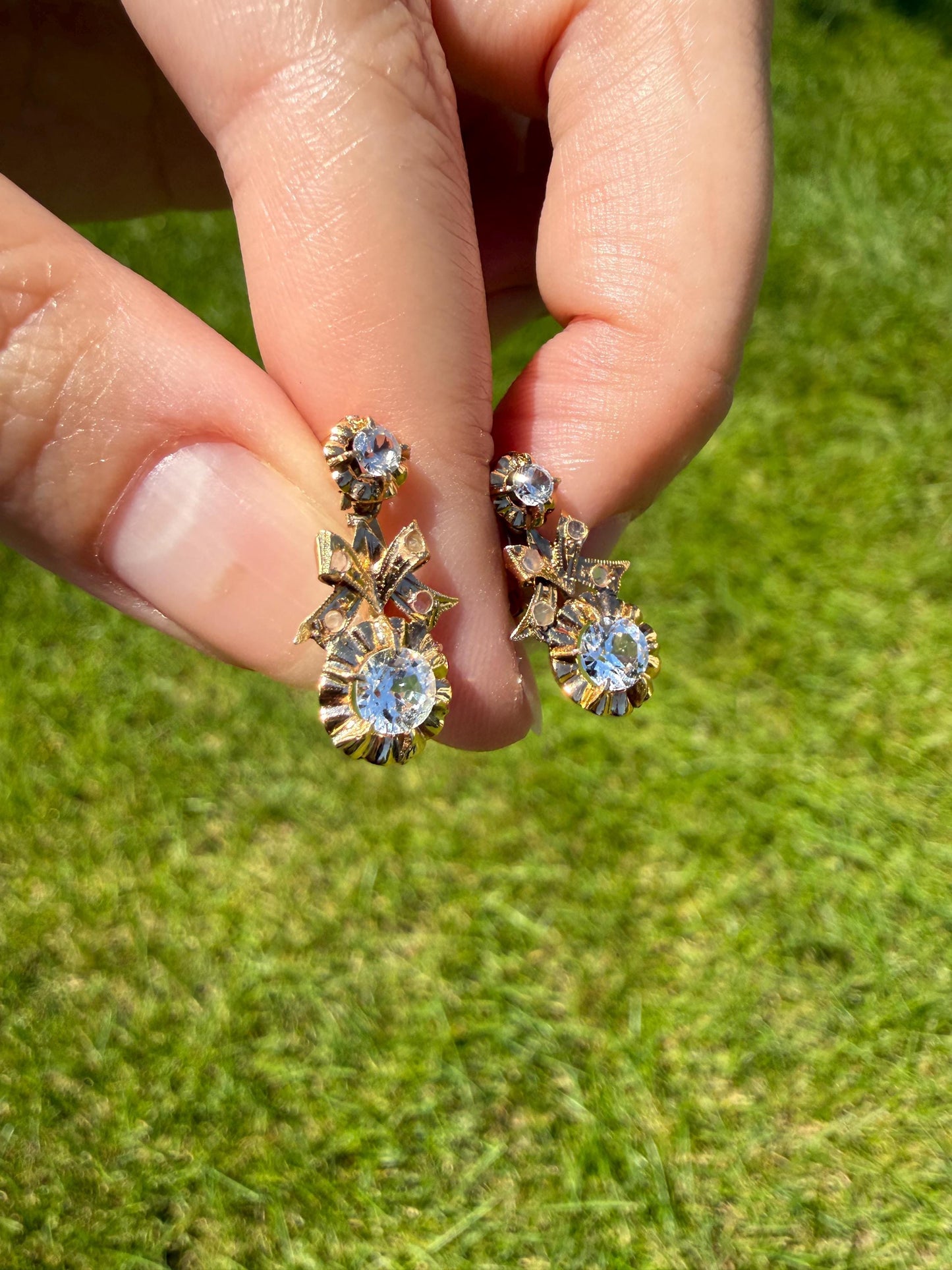 BOWS Antique Clear One Carat Old Transitional Cut White TOPAZ Dangle Earrings 18k Gold Solid Figural Ornate Bright and Sparkly