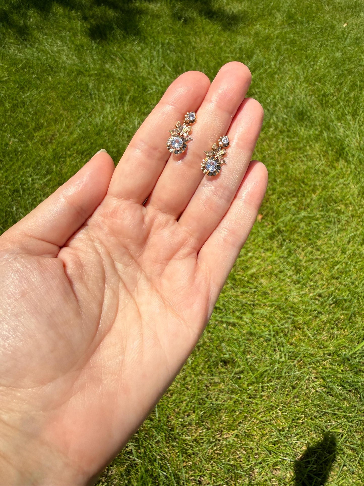 BOWS Antique Clear One Carat Old Transitional Cut White TOPAZ Dangle Earrings 18k Gold Solid Figural Ornate Bright and Sparkly
