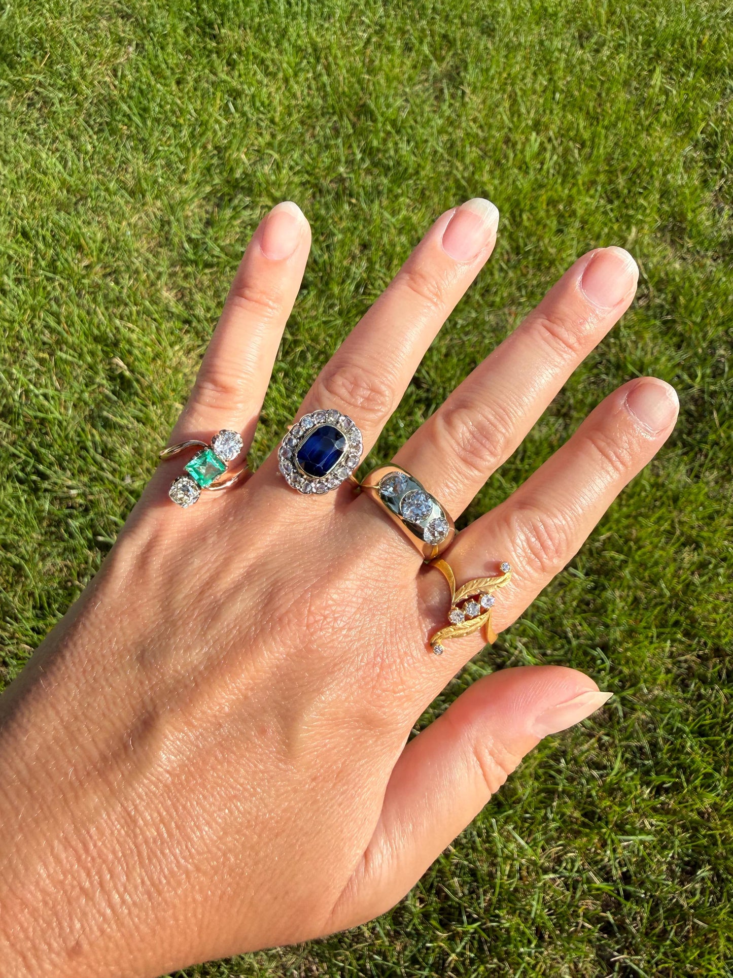 Antique Natural EMERALD & 1.2 Carat Old Mine Cut DIAMONDS Ring Swirl Bypass Band 14k Rose Gold Art Nouveau Green Sparkle
