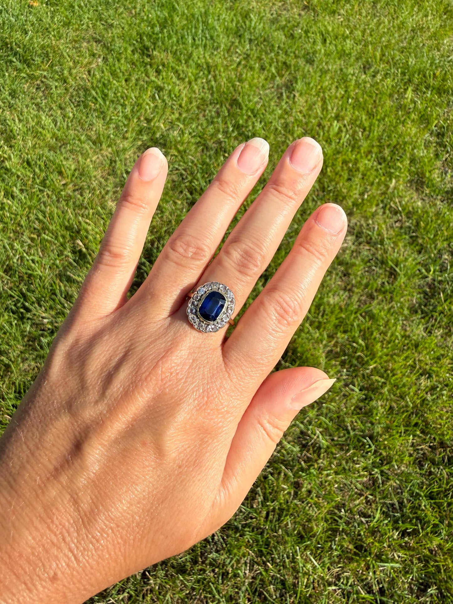 SAPPHIRE Rose Cut Diamond Halo French Antique Ring 18k Gold Silver Belle Epoque Ring Scalloped Blue Sparkle Edwardian early 1900s